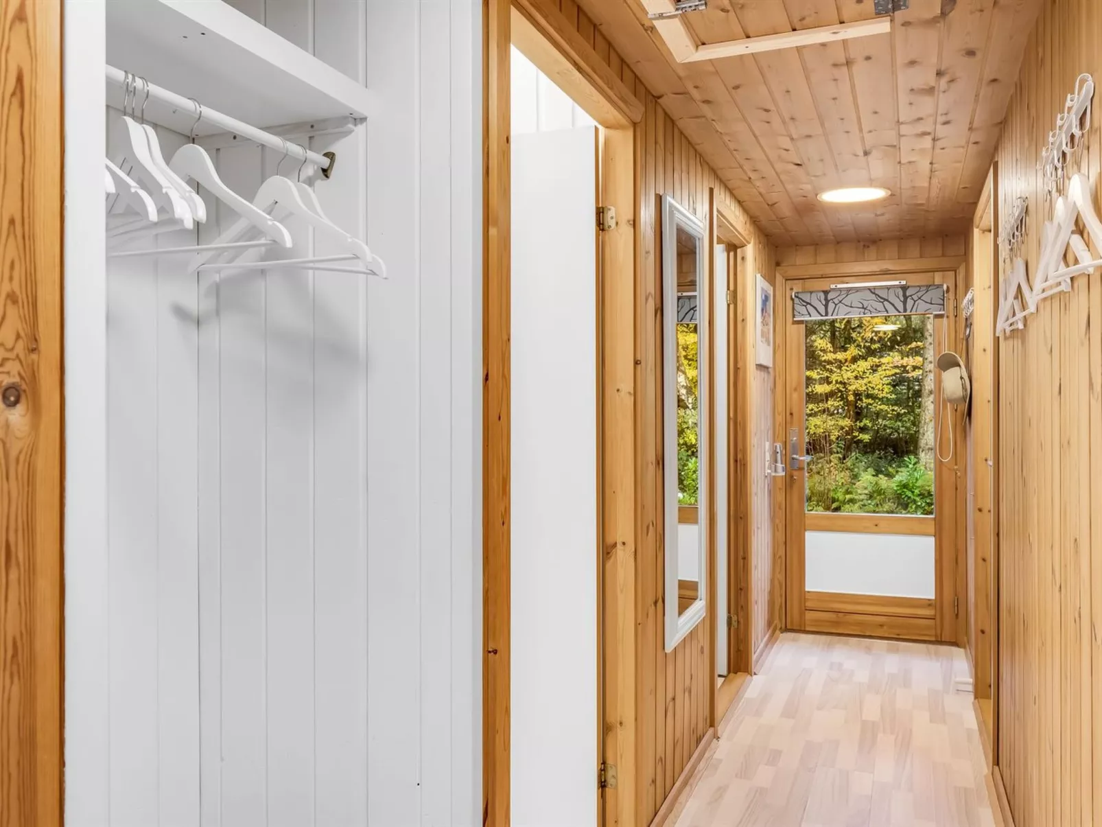 "Marthine" - 650m to the fjord-Binnen