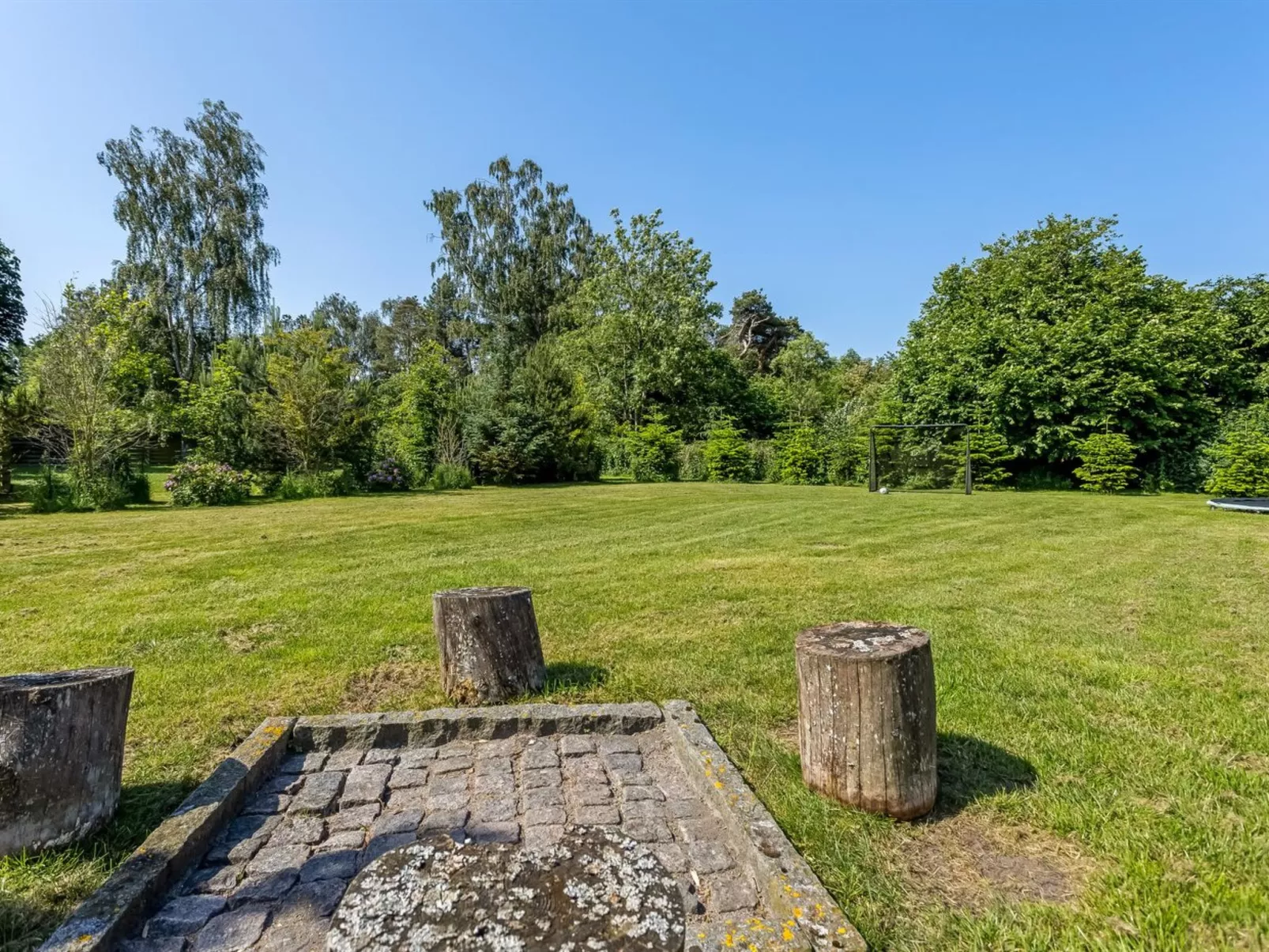 "Laulu" - 200m from the sea-Buiten