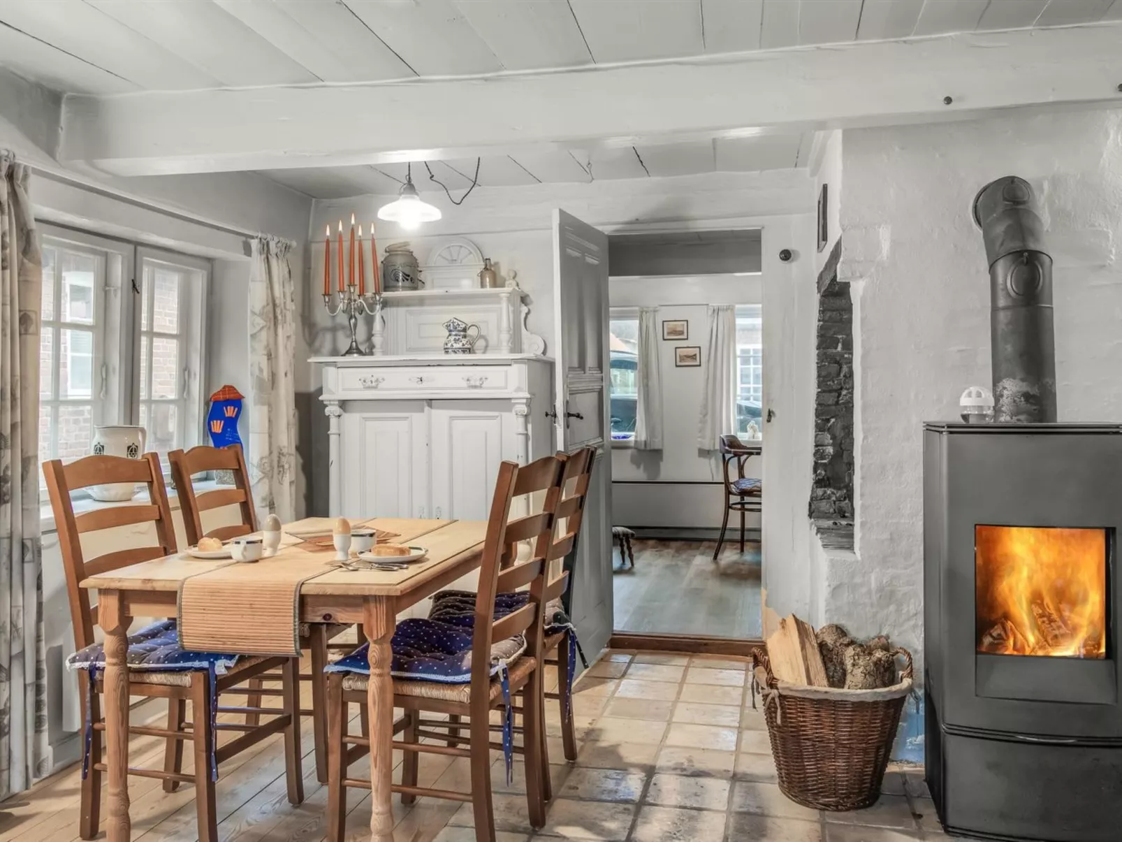 "Deik" - 25km from the sea-Binnen