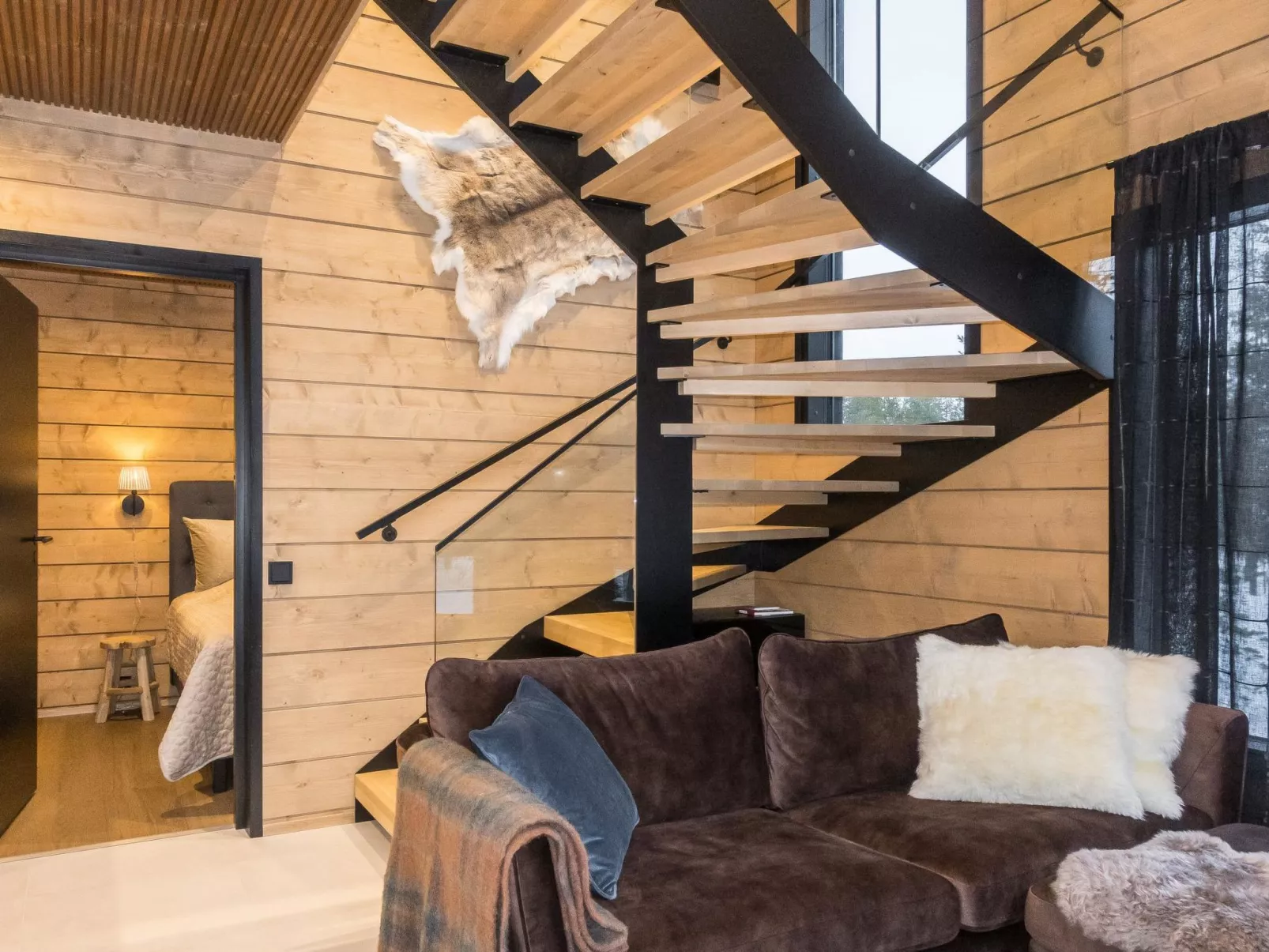 Levin kuiskaus-Binnen