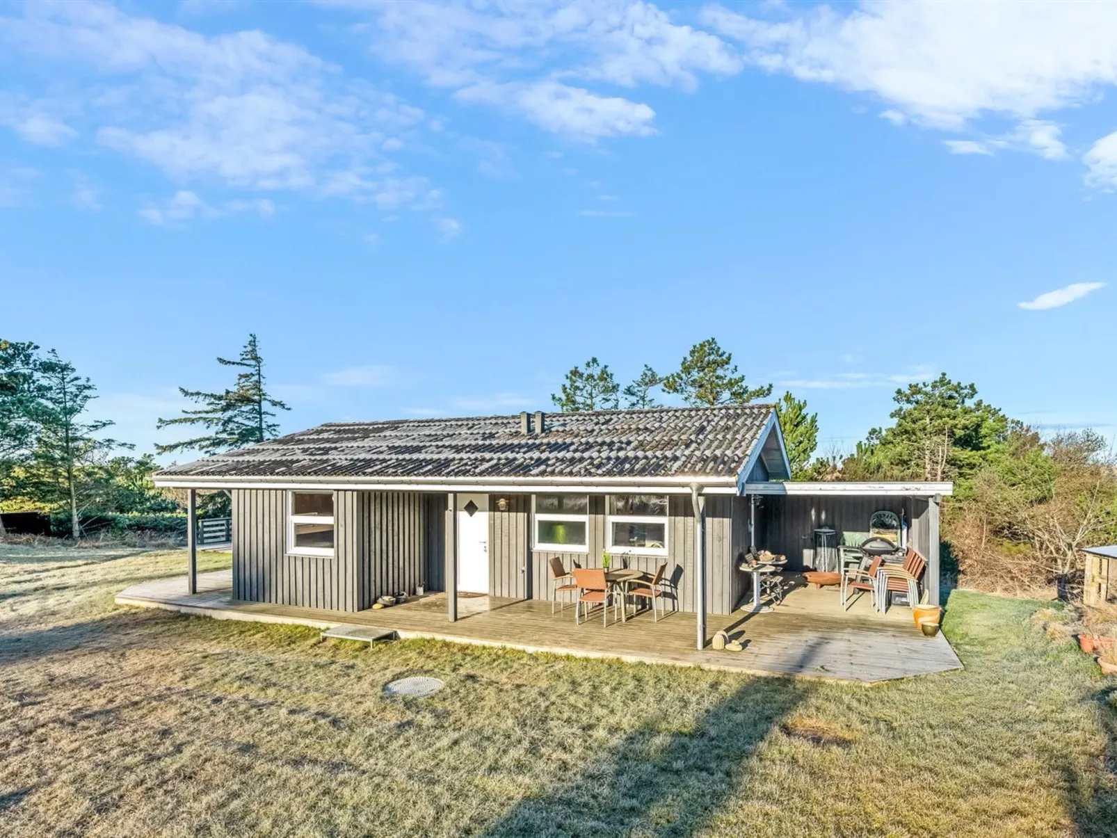 "Elsabet" - 700m to the fjord-Buiten