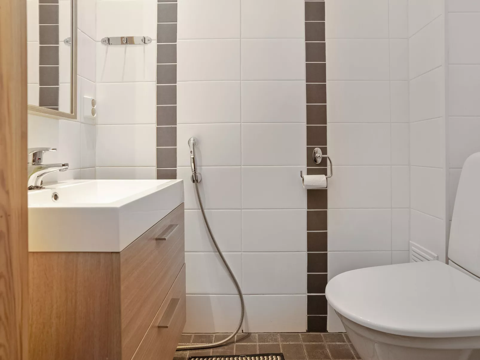 Vuosselin kataja 5-Binnen