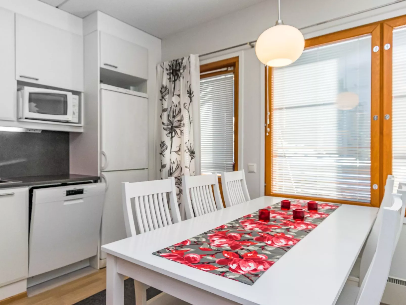 Karhunvartijan kota b1-Binnen