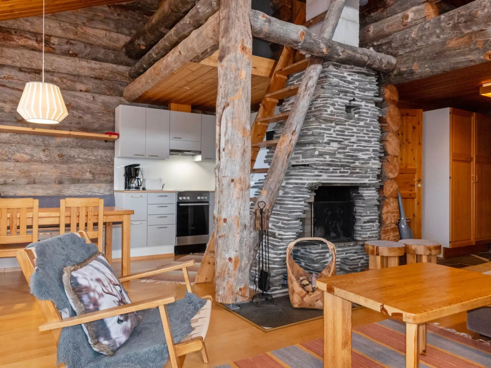 Sallanhelmi e2-Binnen