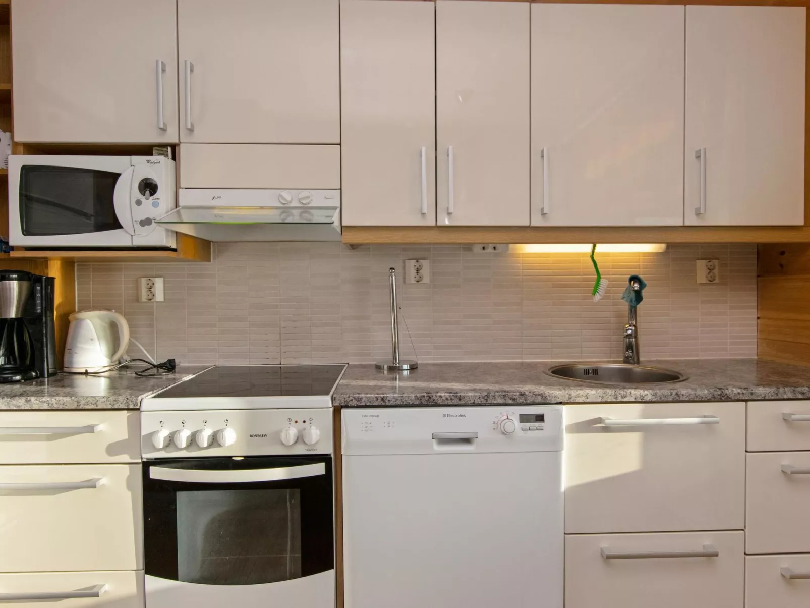 Hallan paroni a paritalo-Binnen