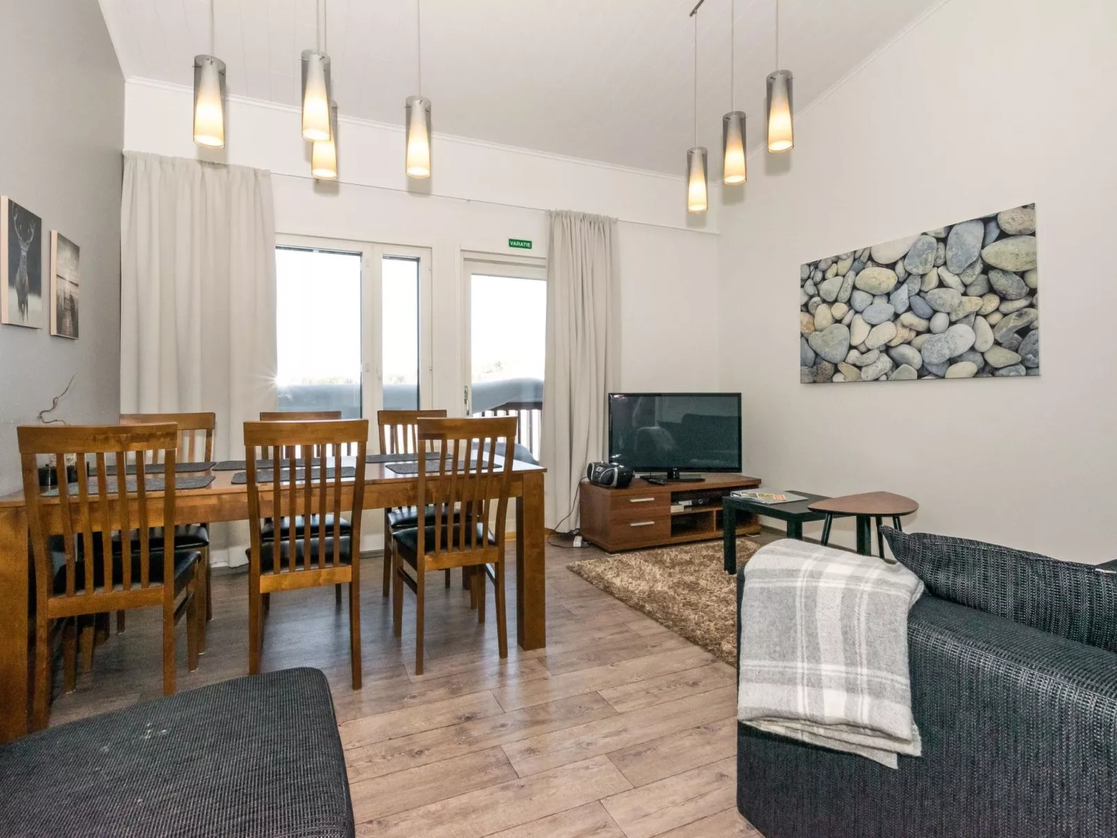 Skivillas 61 ukkohalla (b8)-Binnen