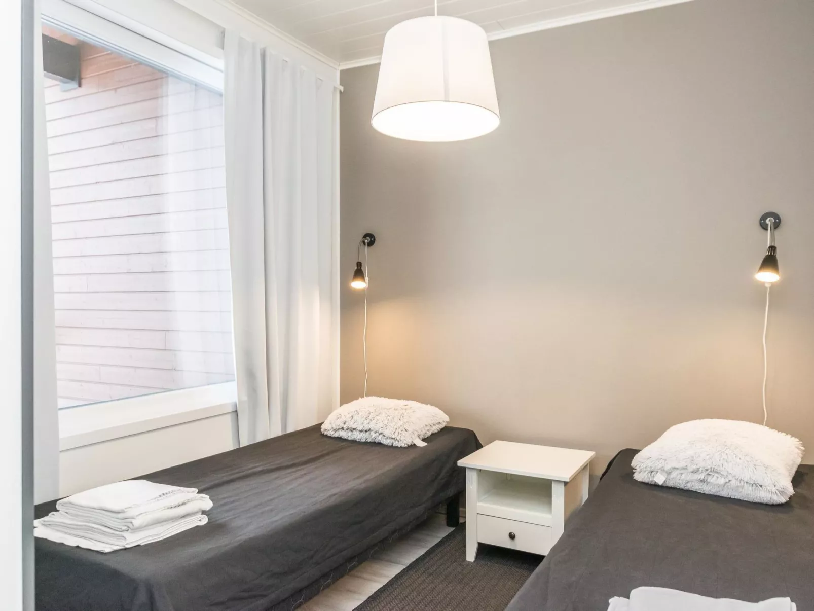 Skivillas paljakka 1. (3mh)-Binnen