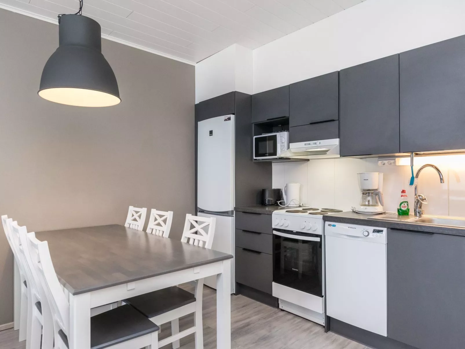 Skivillas paljakka 8. (3mh)-Binnen