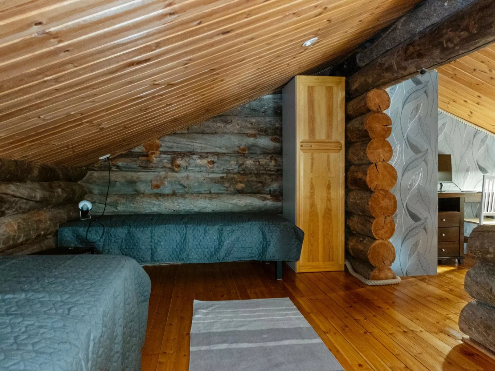 Sallanhelmi b1-Binnen