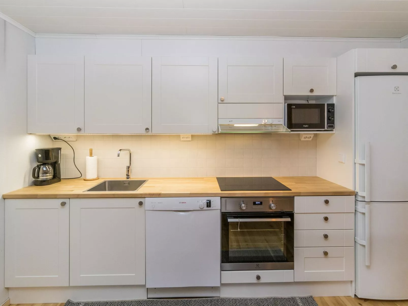 Teerenpesue f 46-Binnen