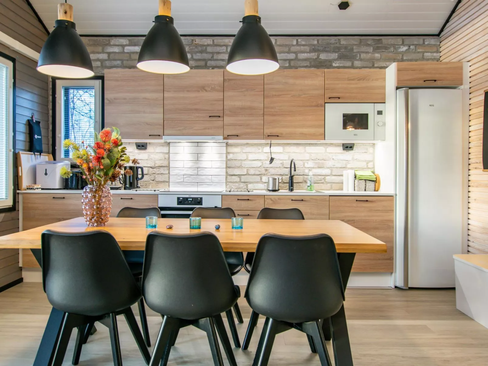 Aurinkopaikka-Binnen