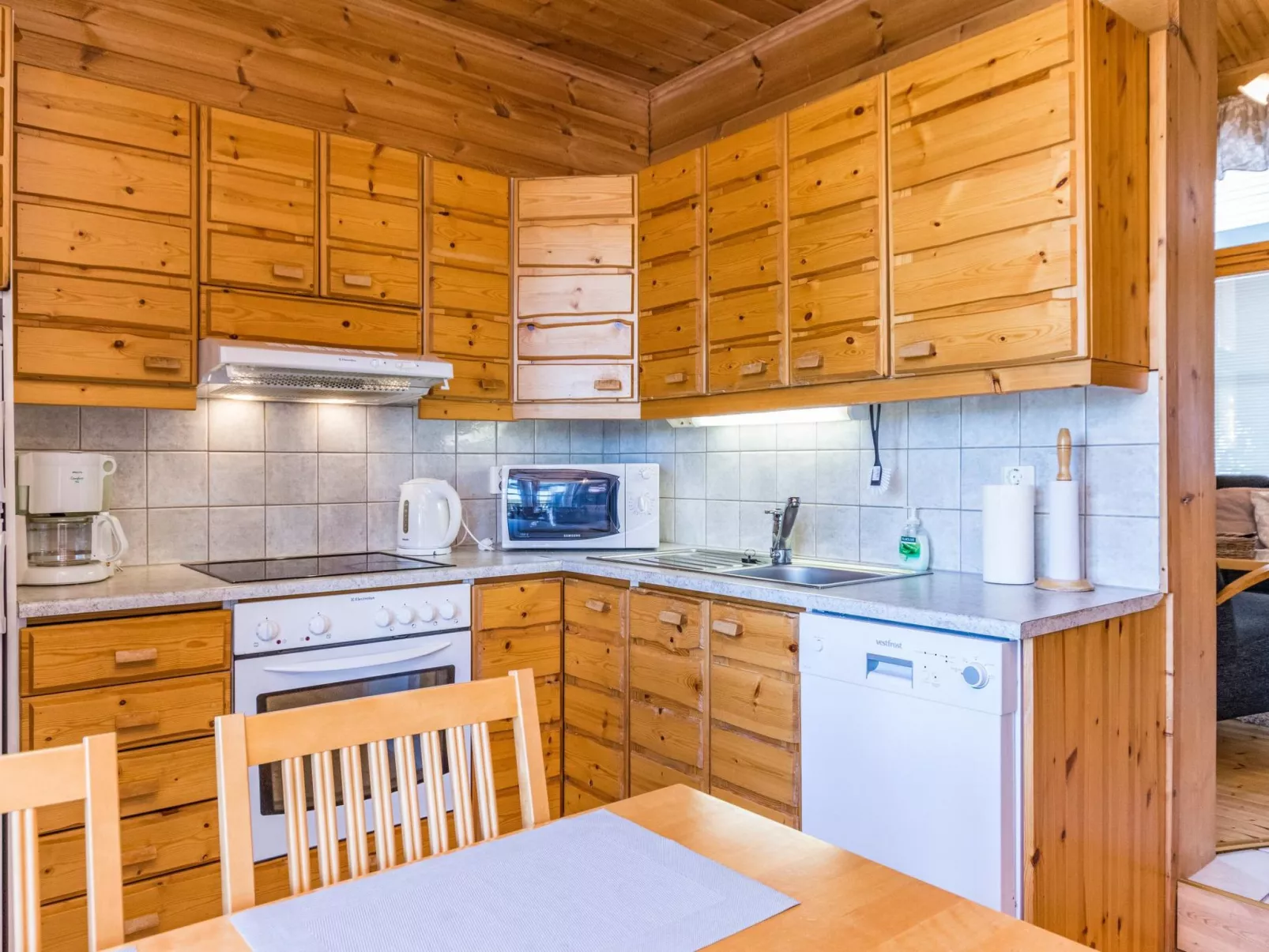 Vuosseli-kelkka 15b-Binnen