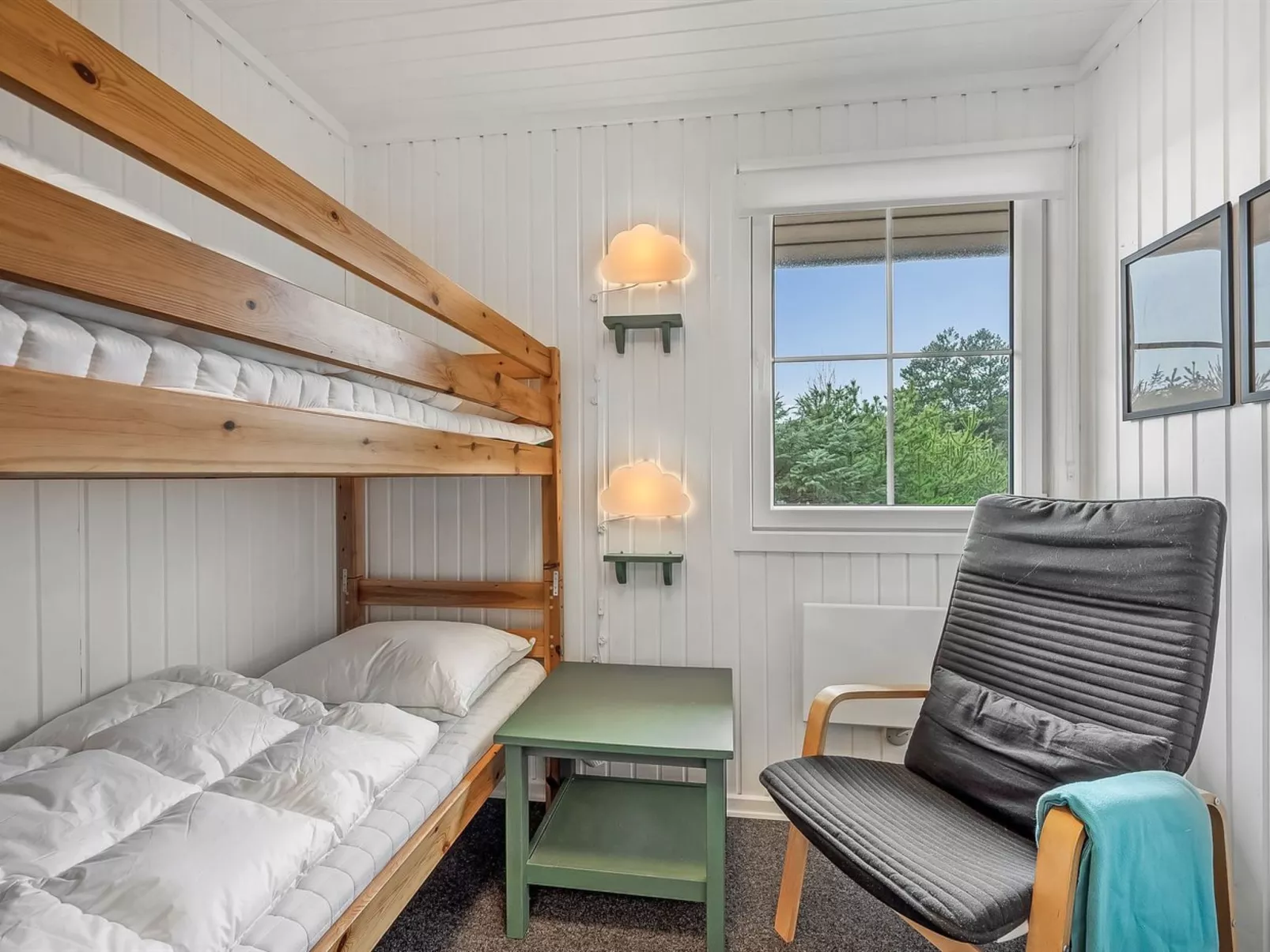 "Brodde" - 300m from the sea-Binnen