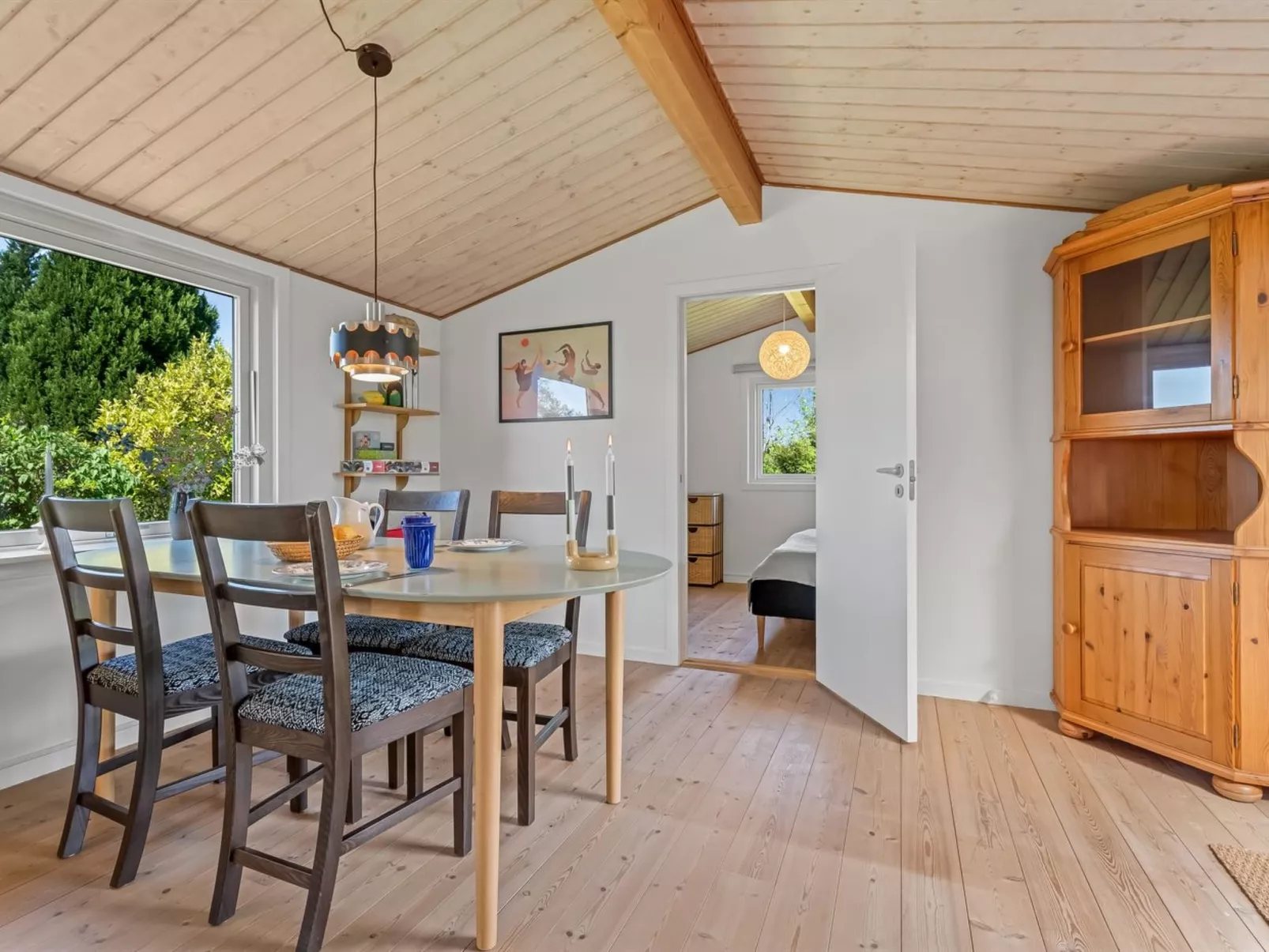 "Oona" - 700m from the sea-Binnen