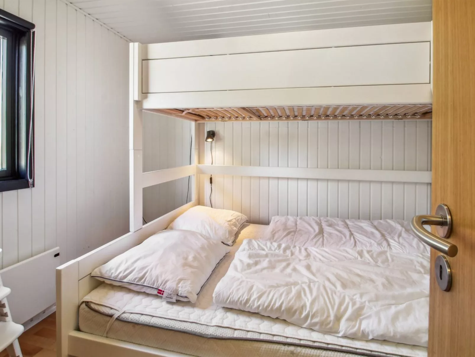 "Alia" - 30km from the sea-Binnen