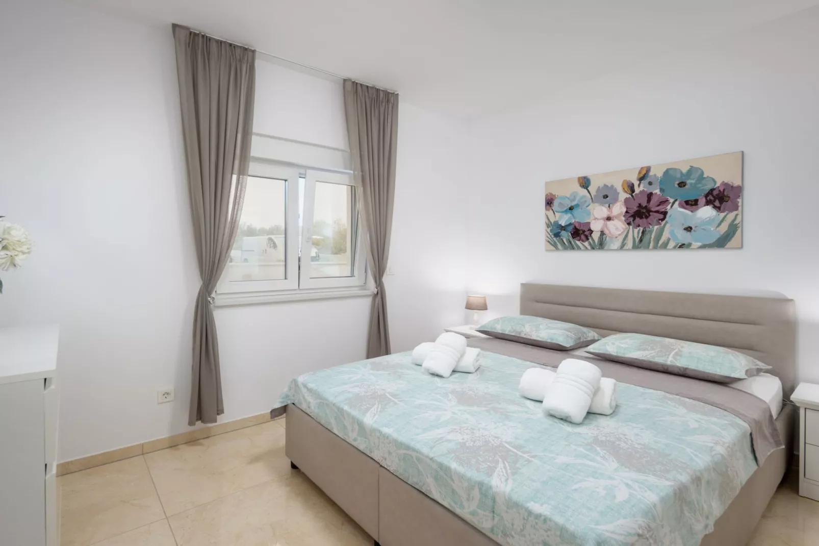 Villa Shaula 2 - Three Bedroom House with Pool-Slaapkamer