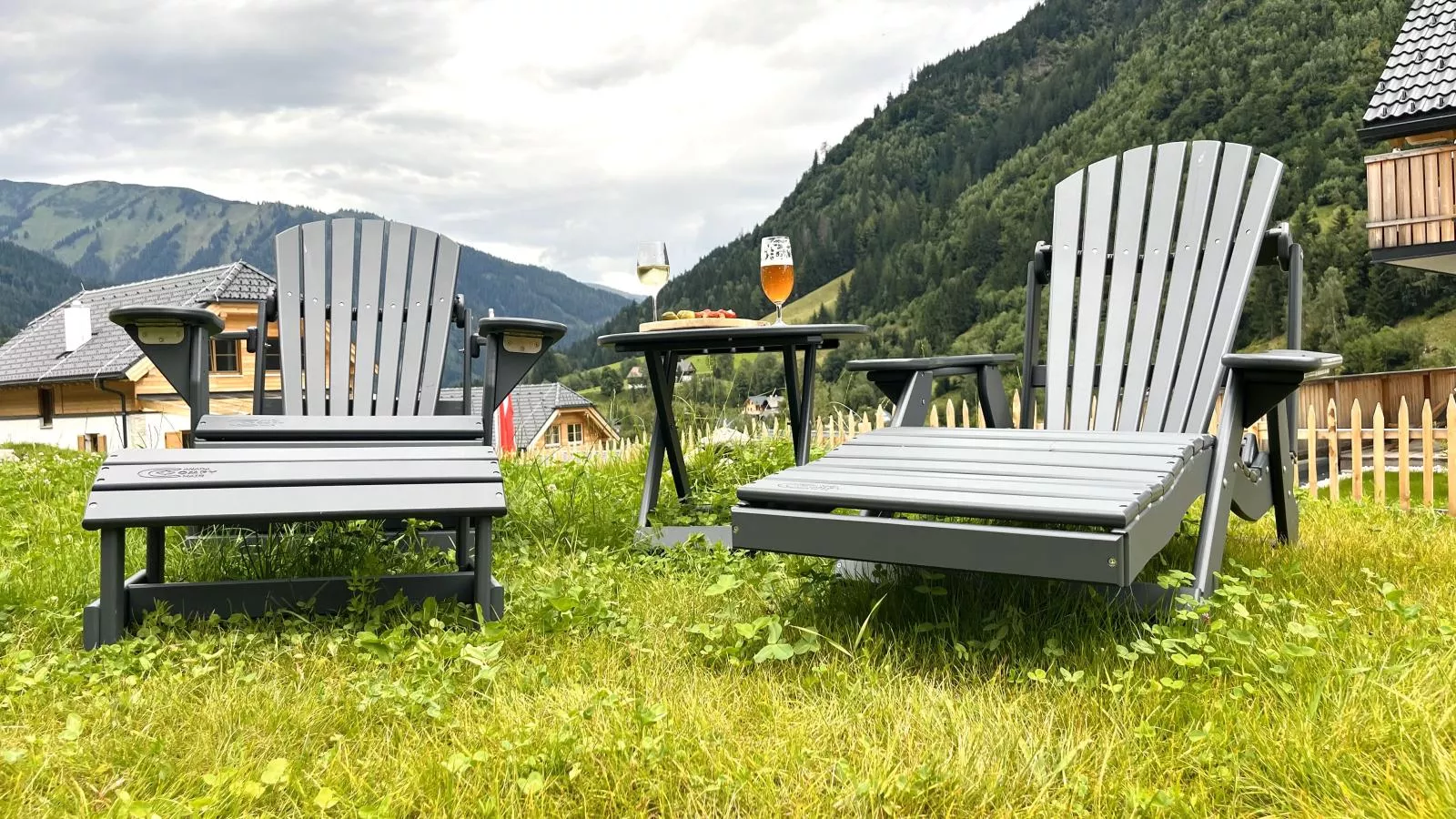 Alpenjoy Lodge-Tuinen zomer