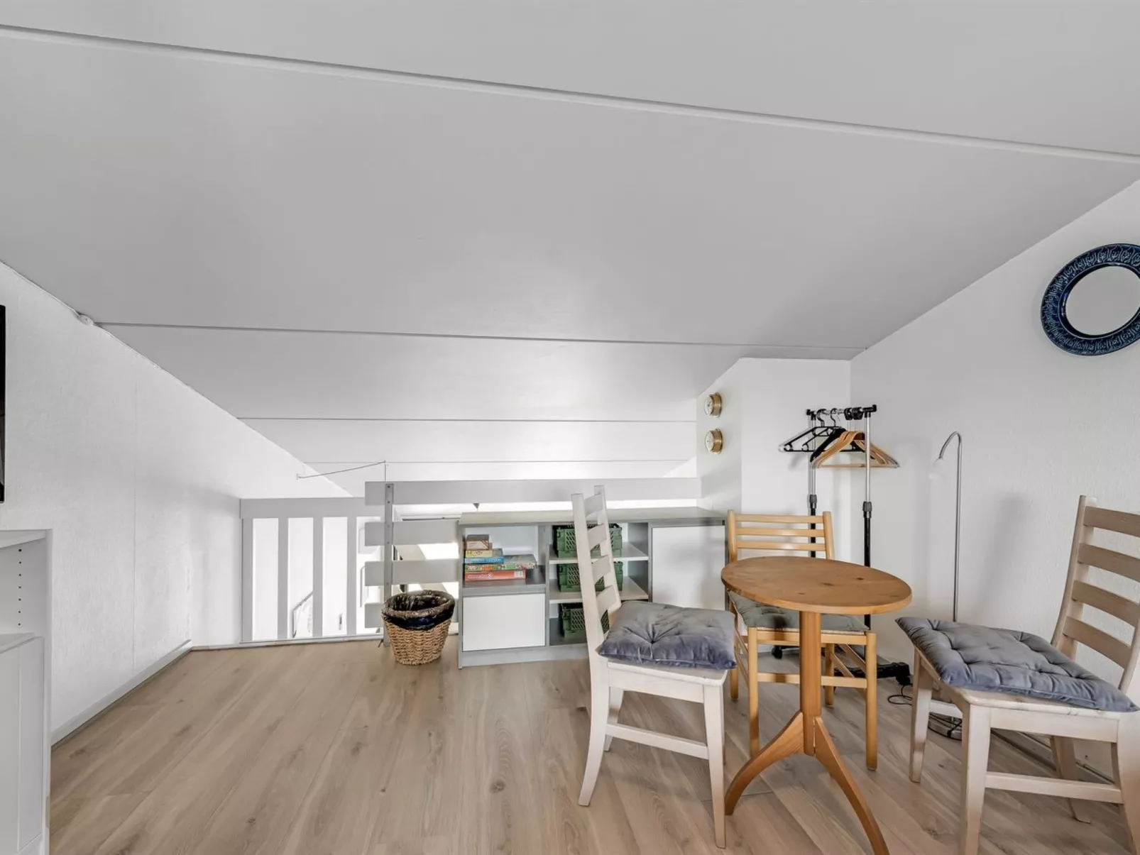 "Jari" - 200m from the sea-Binnen