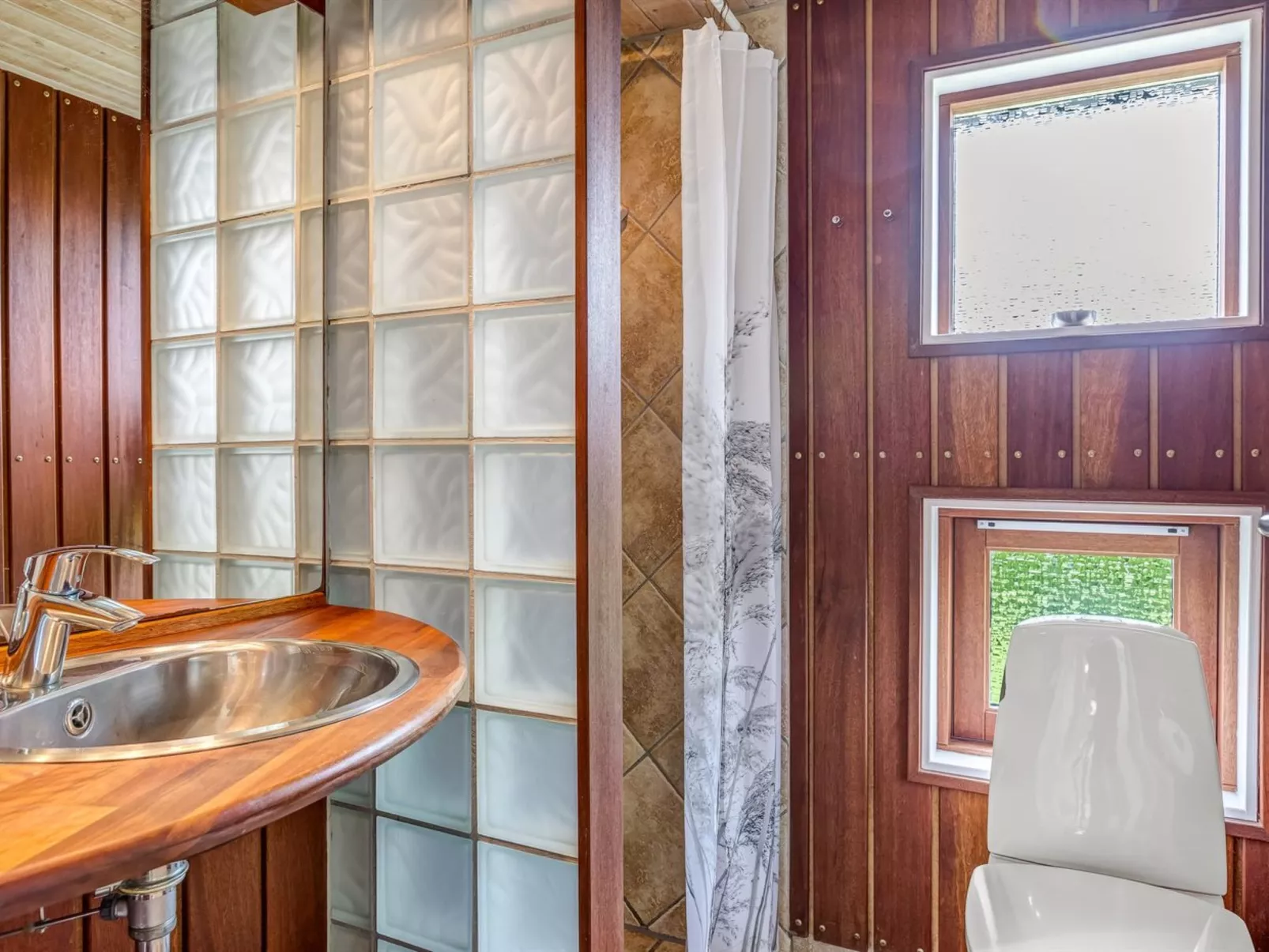 "Ayda" - 275m from the sea-Binnen