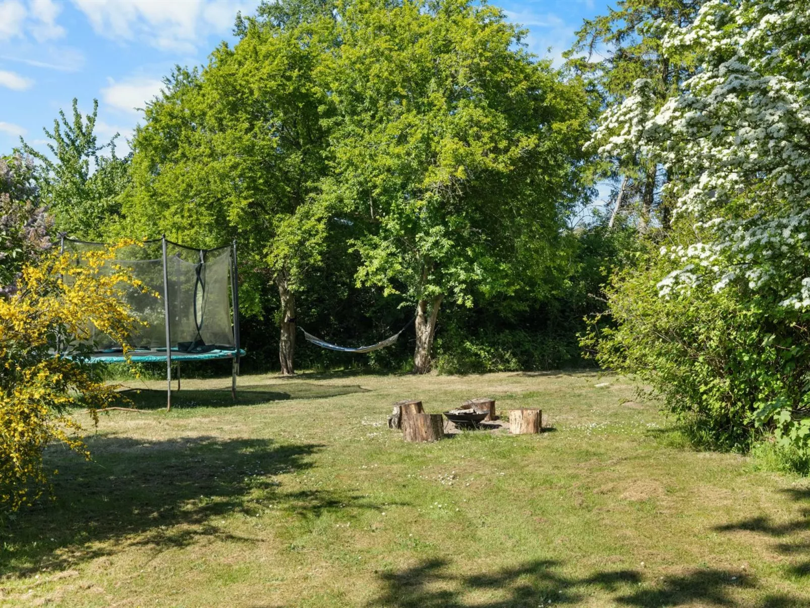 "Sunna" - 1km from the sea-Buiten