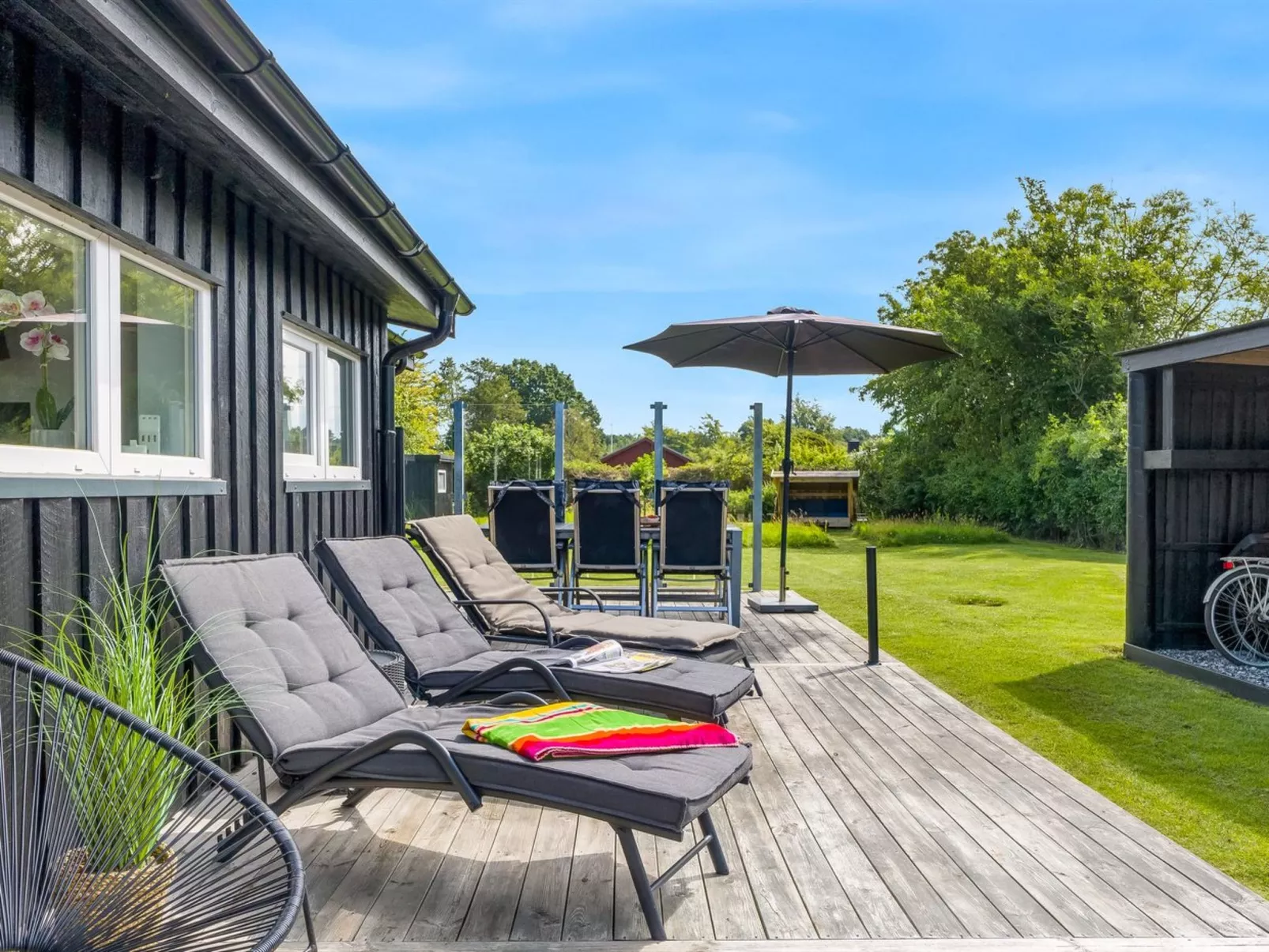 "Elske" -  from the sea-Buiten