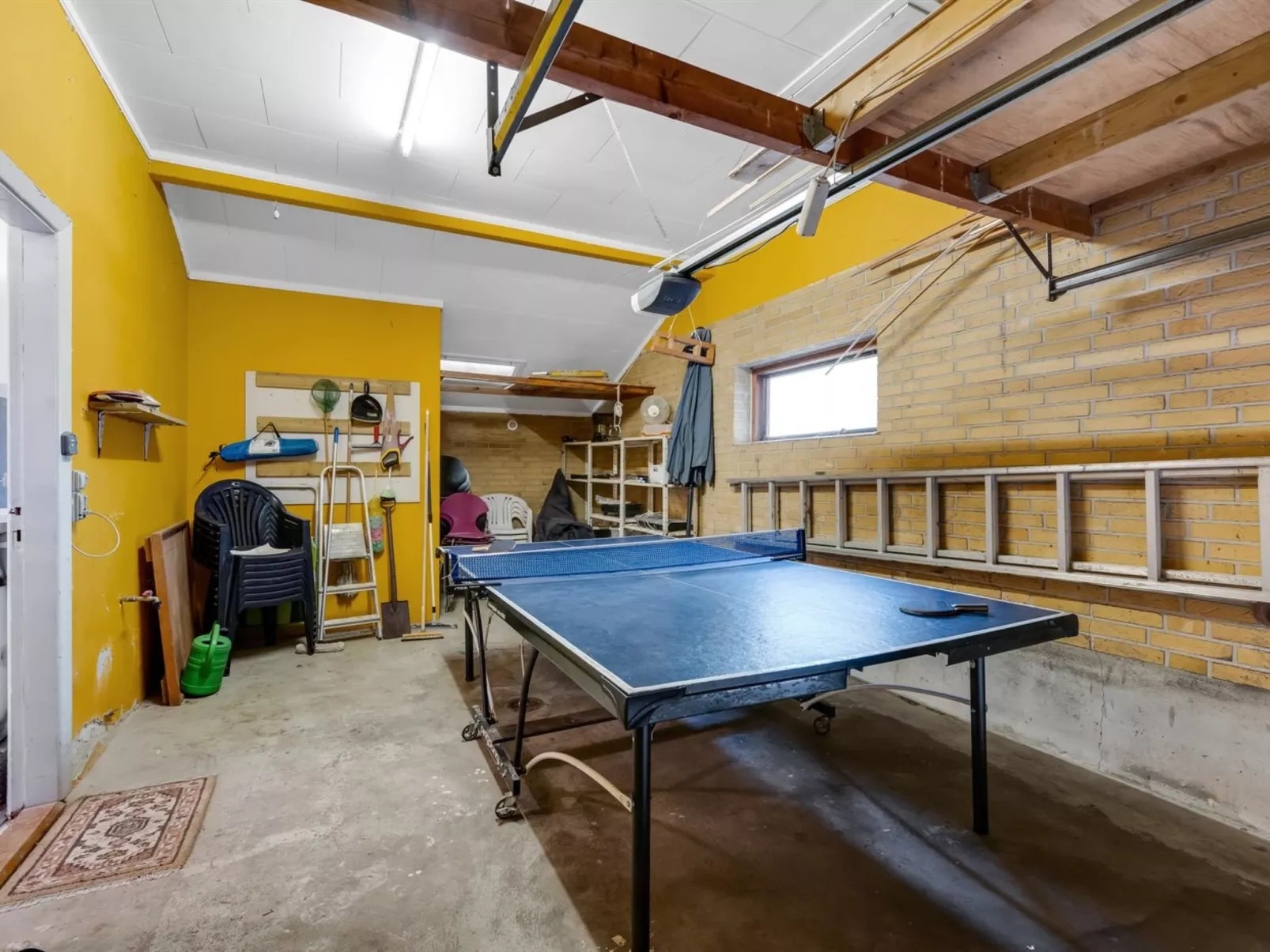 "Svein" - 500m to the fjord-Binnen