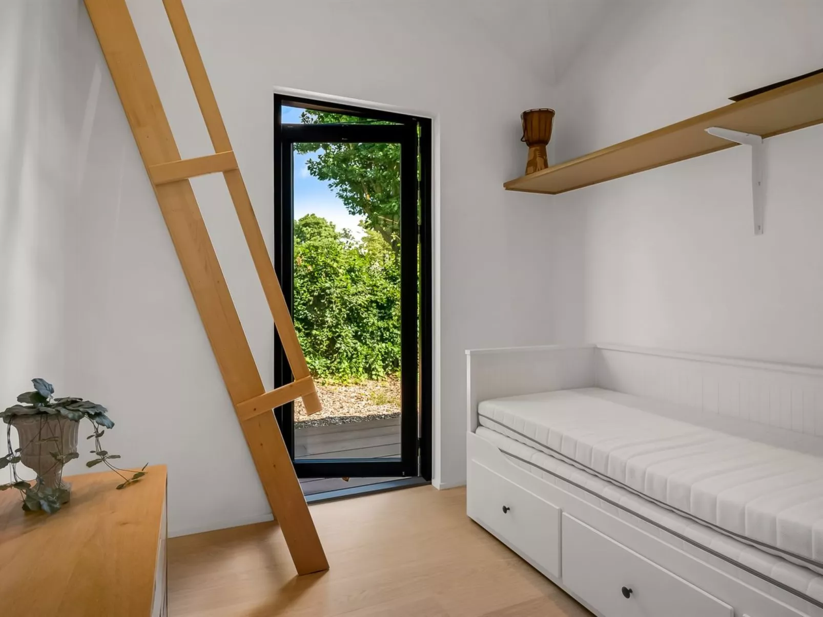 "Merve" - 250m from the sea-Binnen