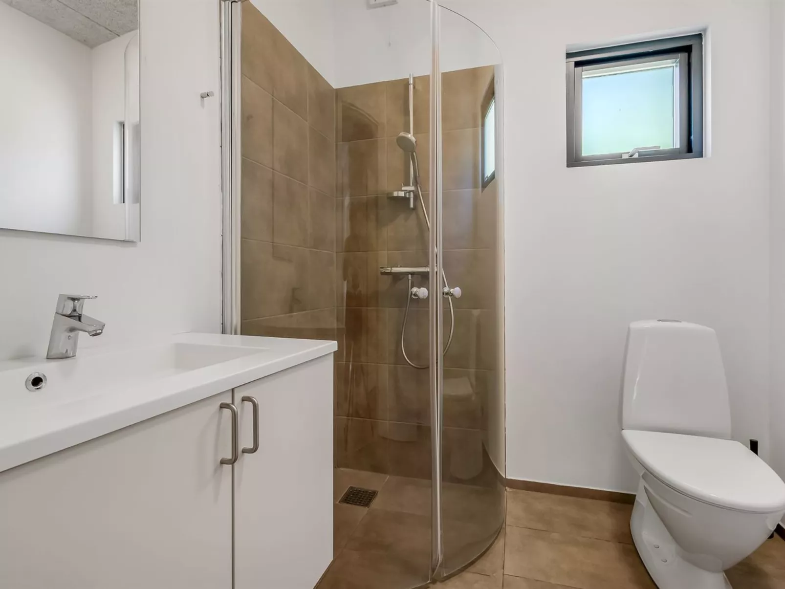 "Abbo" - 750m from the sea-Binnen