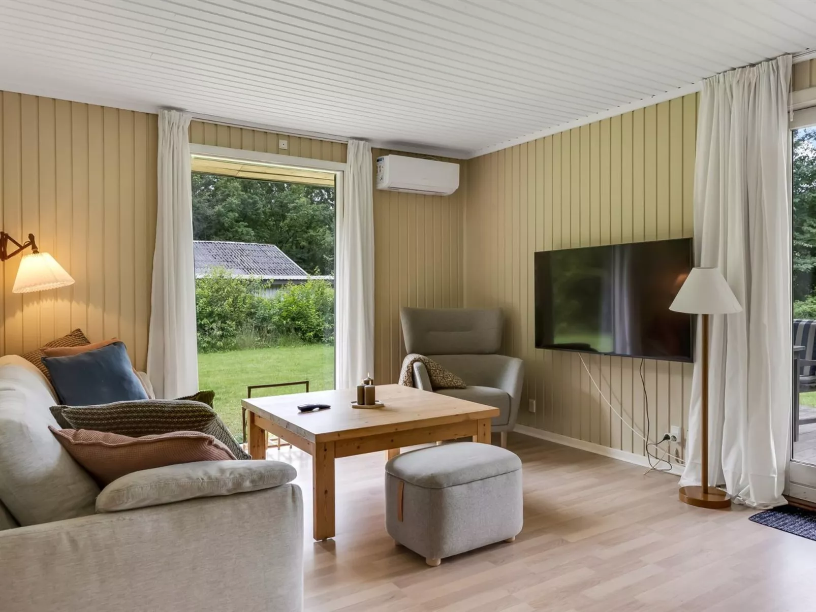 "Göran" - 30km from the sea-Binnen