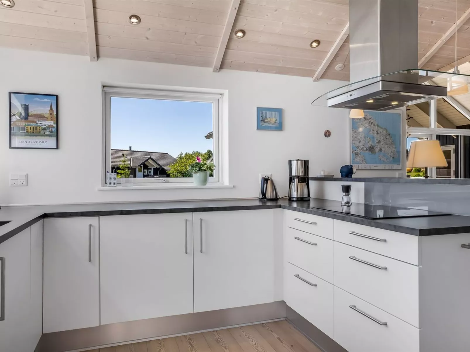 "Rosamunde" - 700m from the sea-Binnen