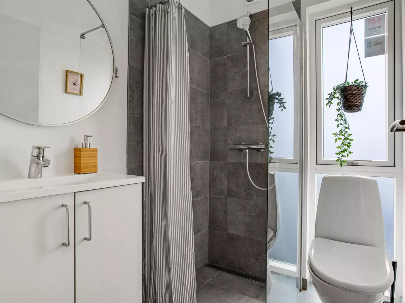 "Sigrun" - 300m from the sea-Binnen