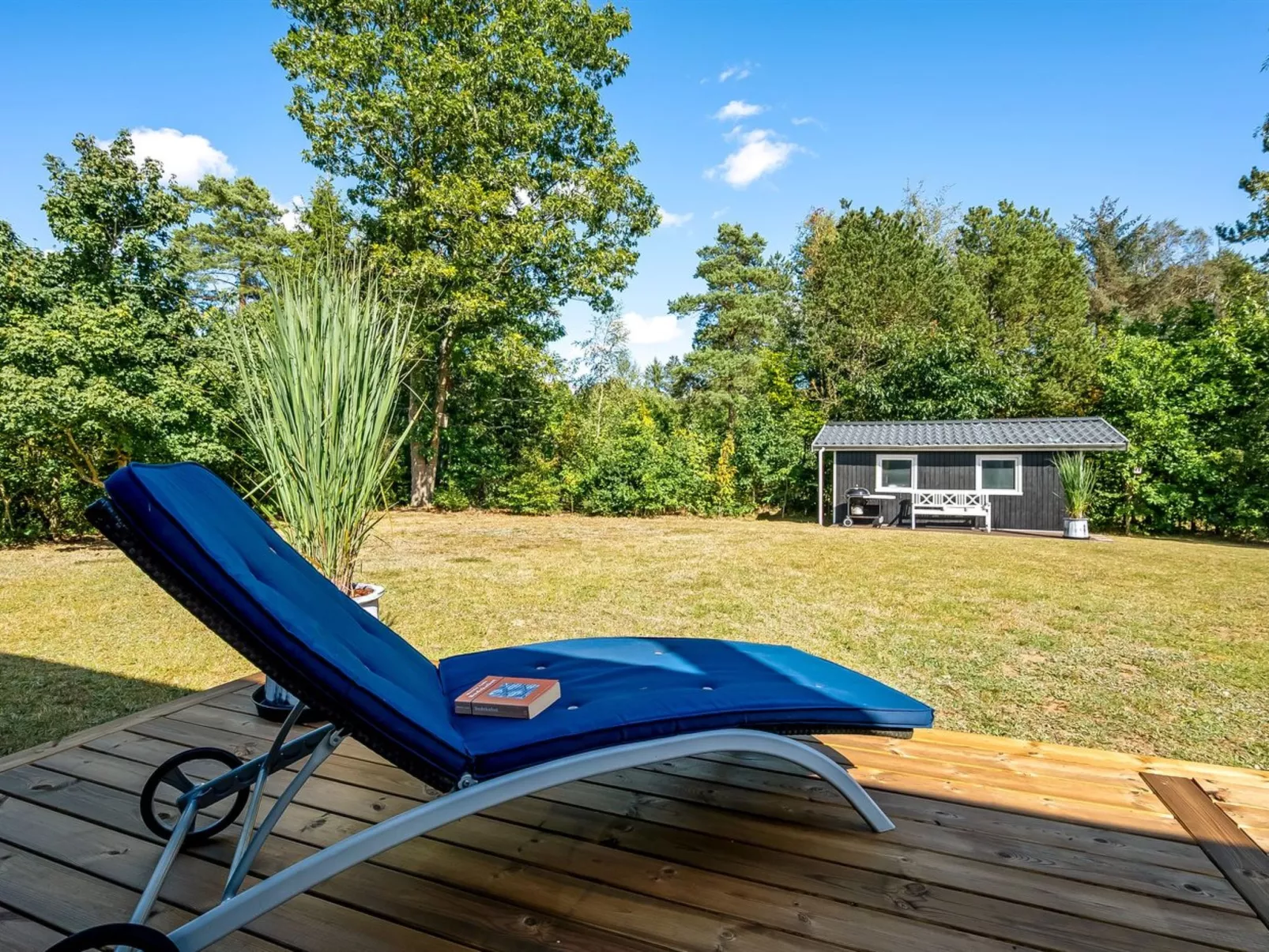 "Lillebror" - 7km from the sea-Buiten