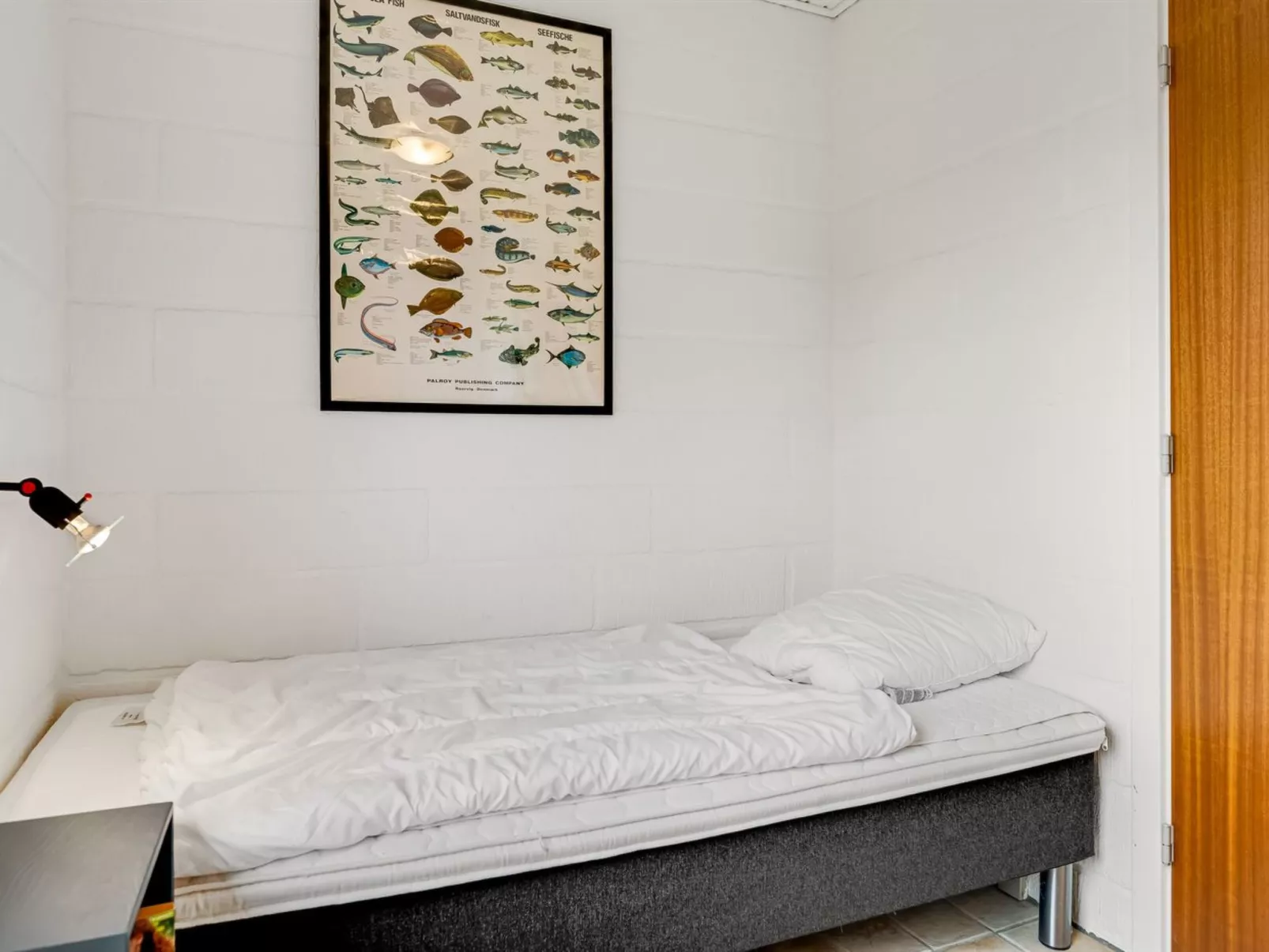 "Gudmund" - 50m from the sea-Binnen