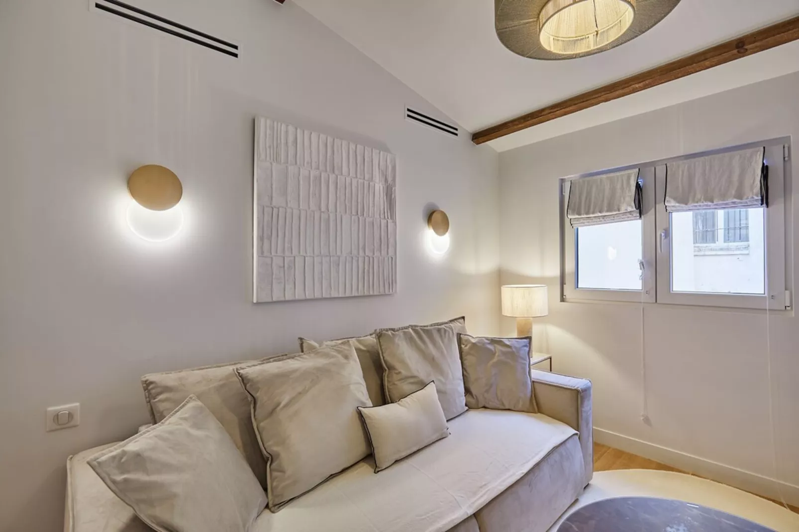 BELLEVILLE 1 NEW-Niet-getagd