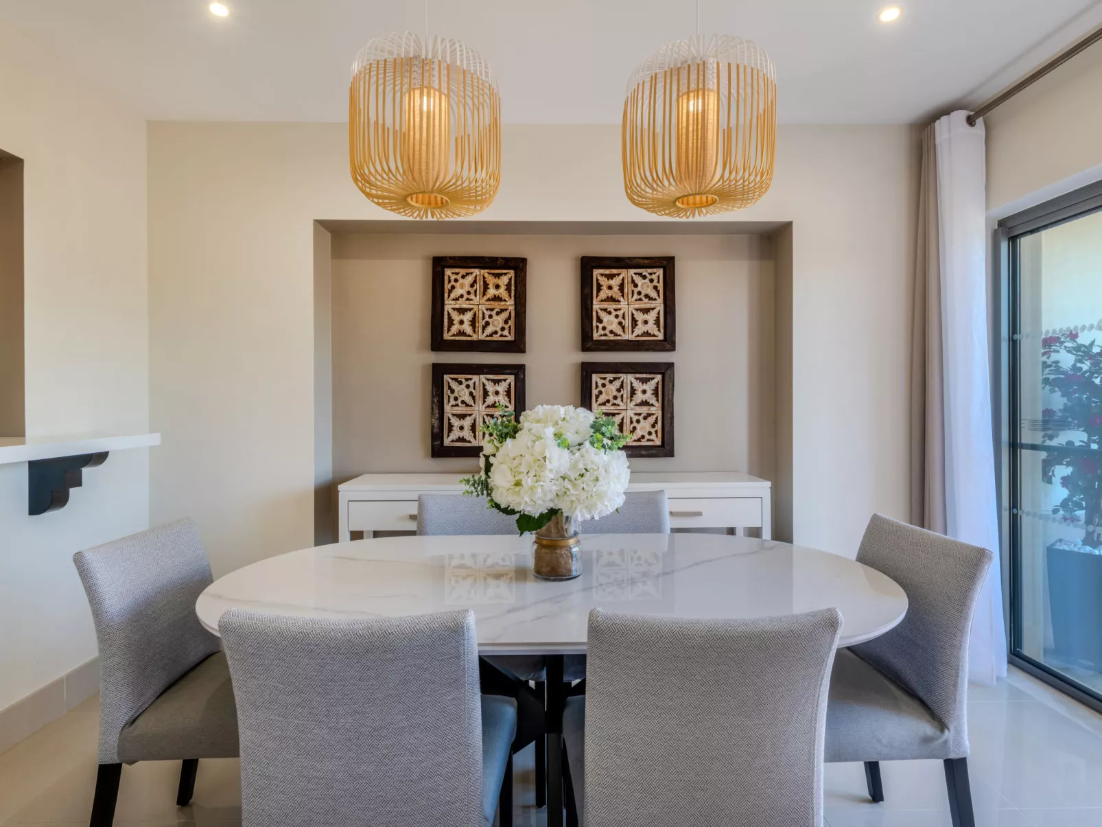 Pine Hills Diadema-Binnen