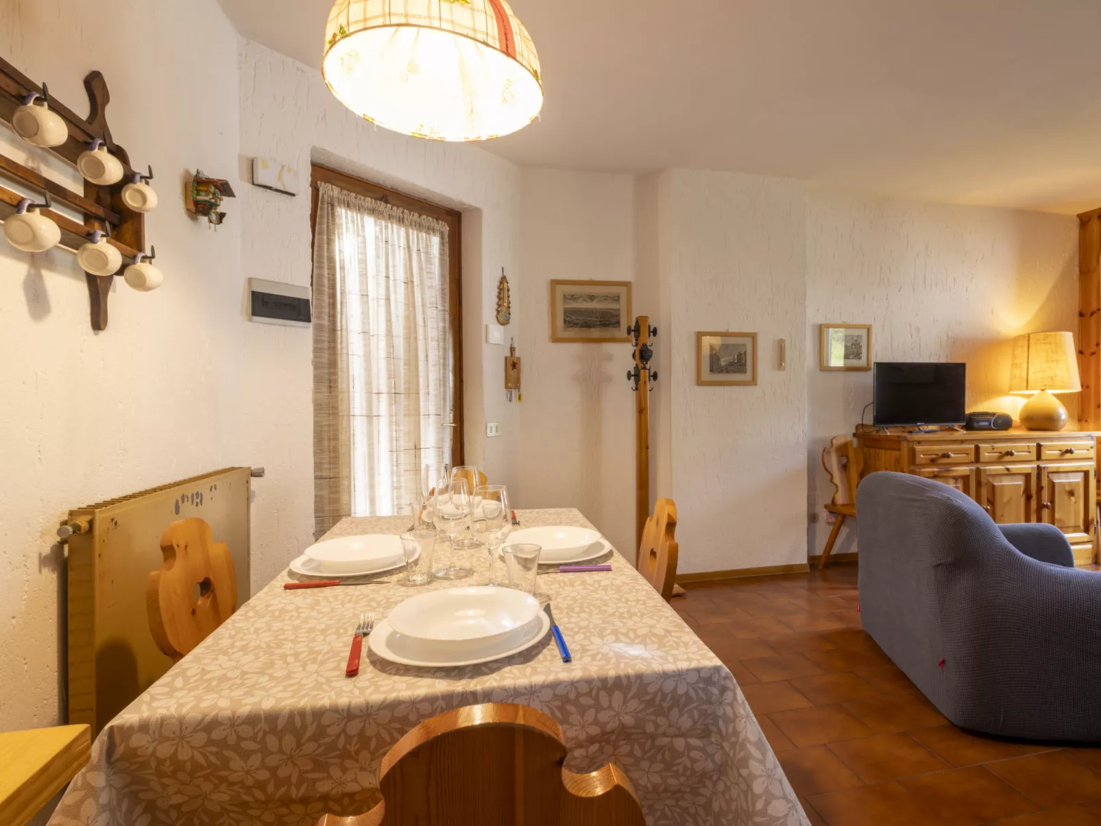 Oga Mountain Home-Binnen