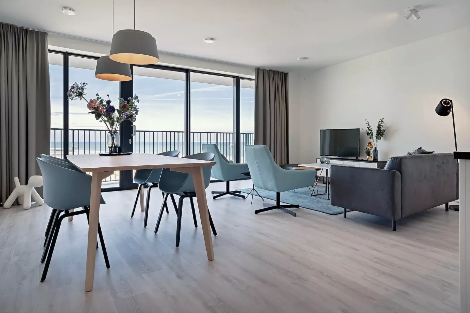 Breskens Apartments & Penthouses 2 - Buitenkant zomer