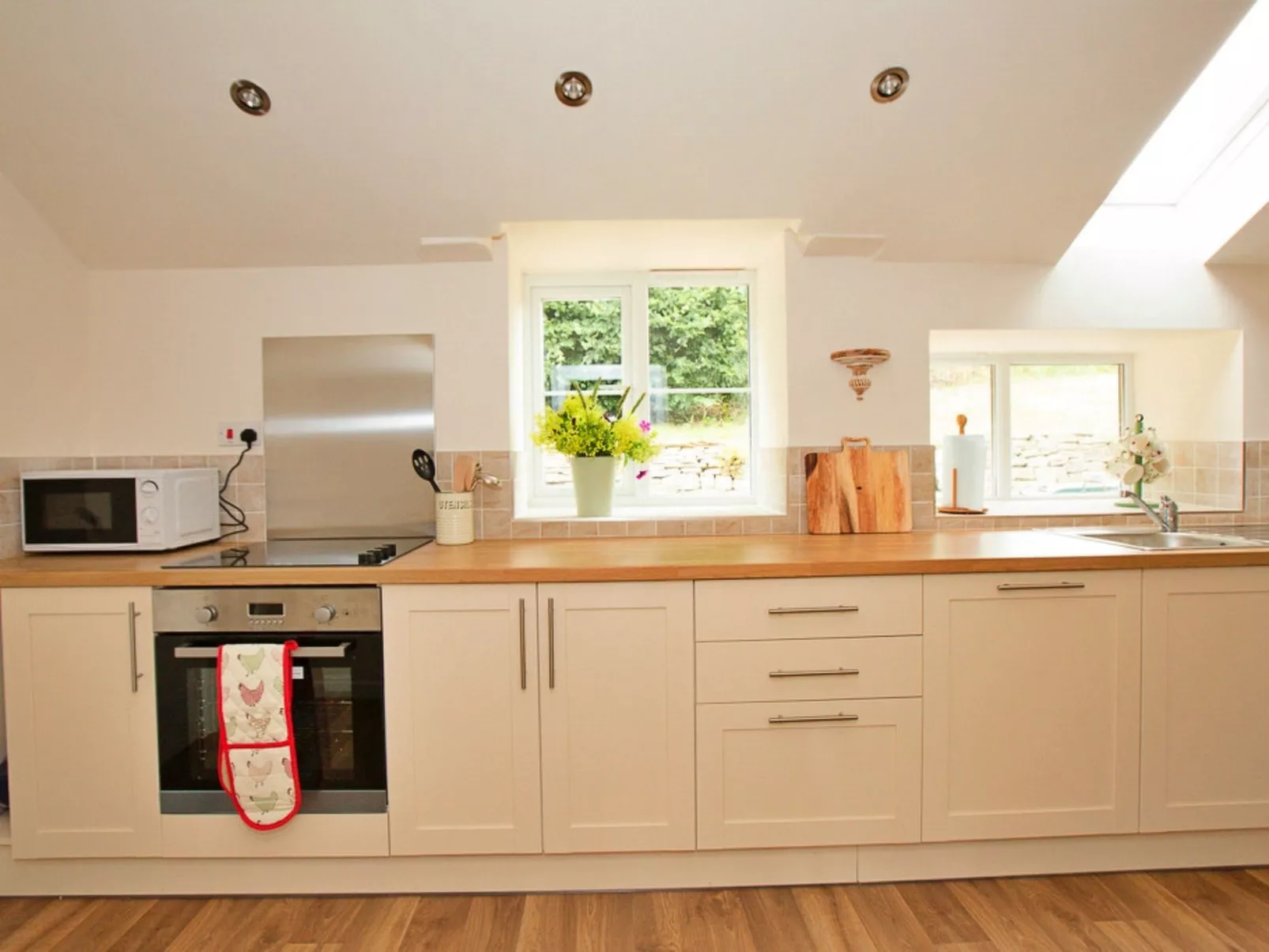 The Cottage, Shortflatt Farm-Binnen