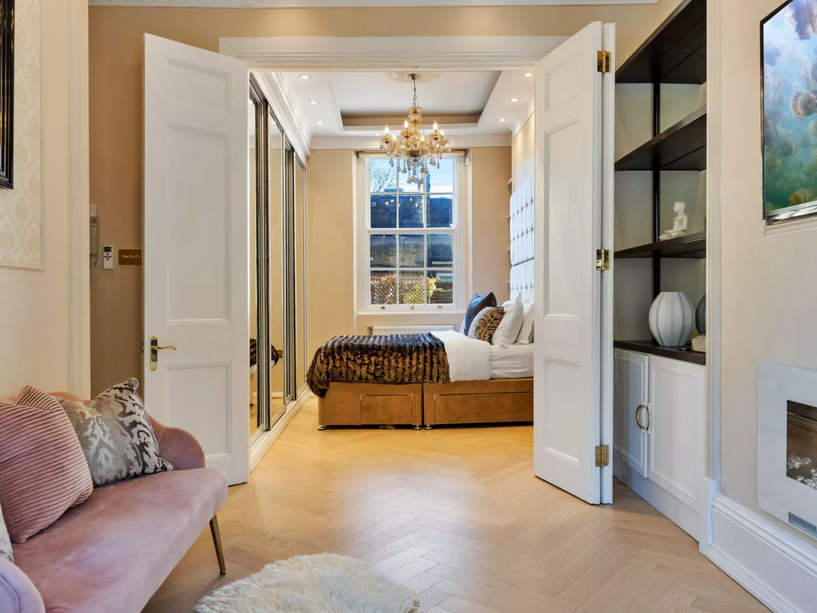 The Marylebone Marilyn-Binnen