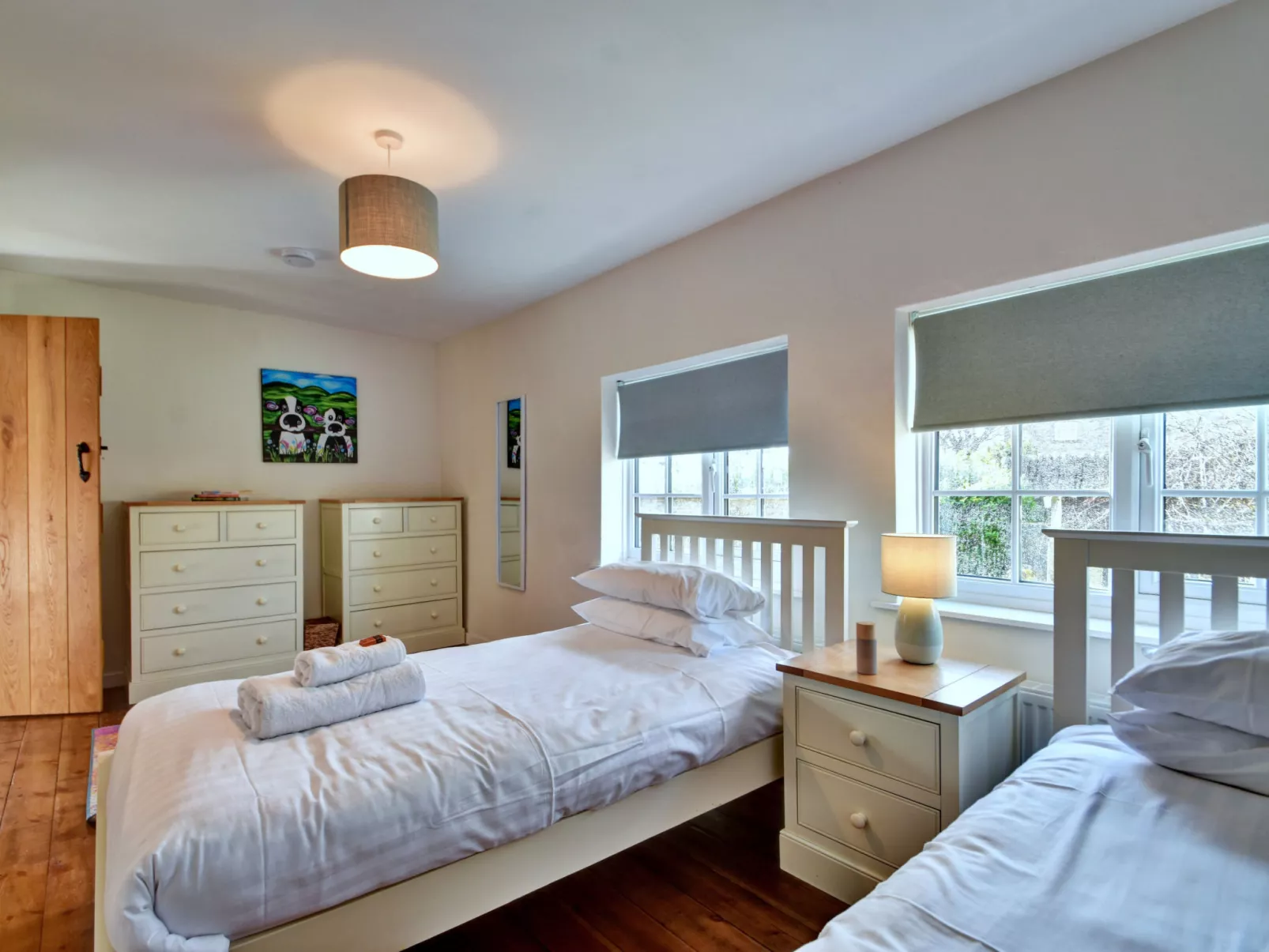 Stable Cottage-Binnen