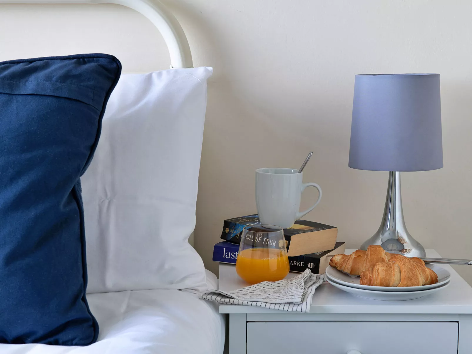 37 Bro Enddwyn-Binnen