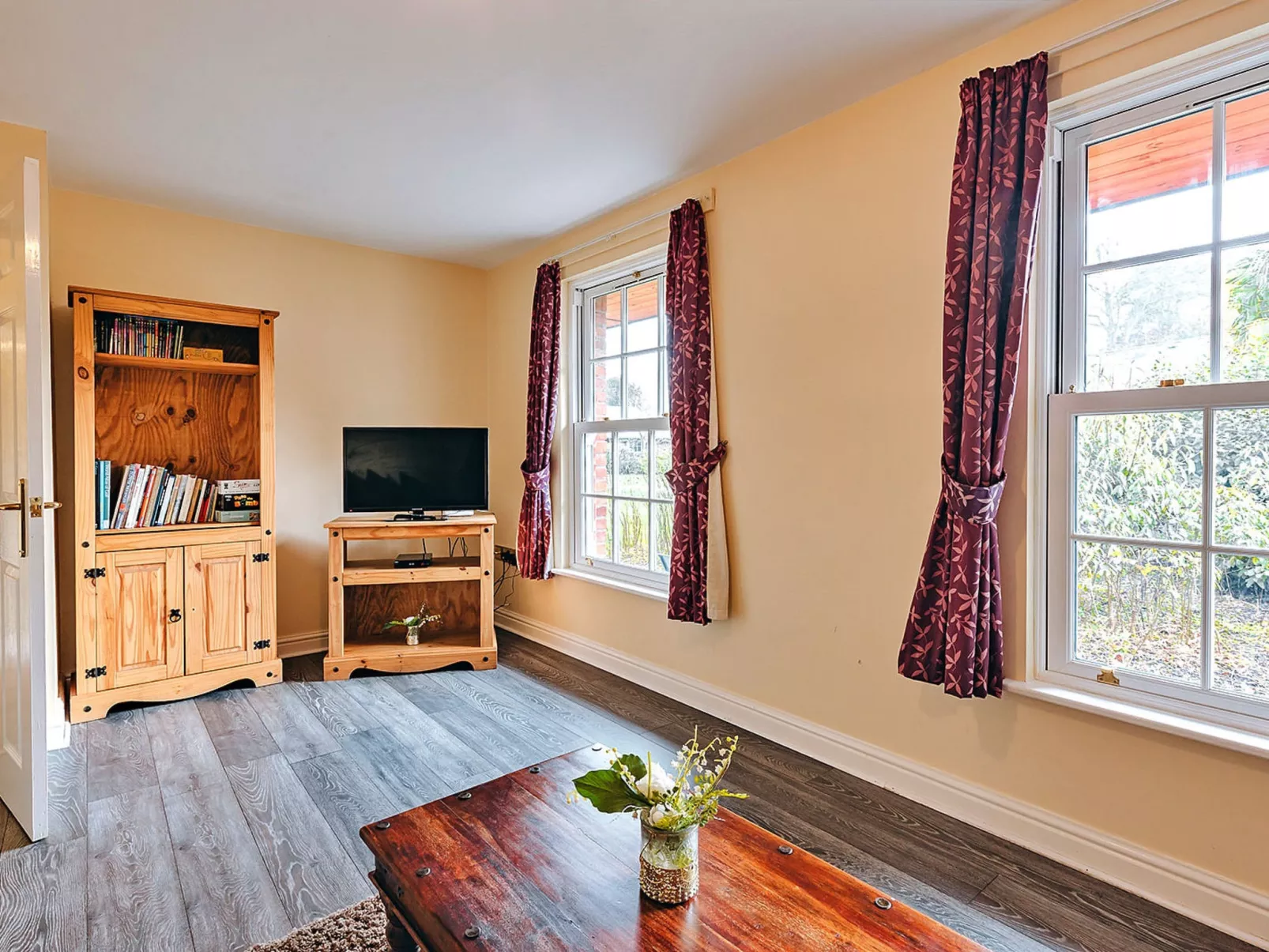 Netley Hall - Rose-Binnen