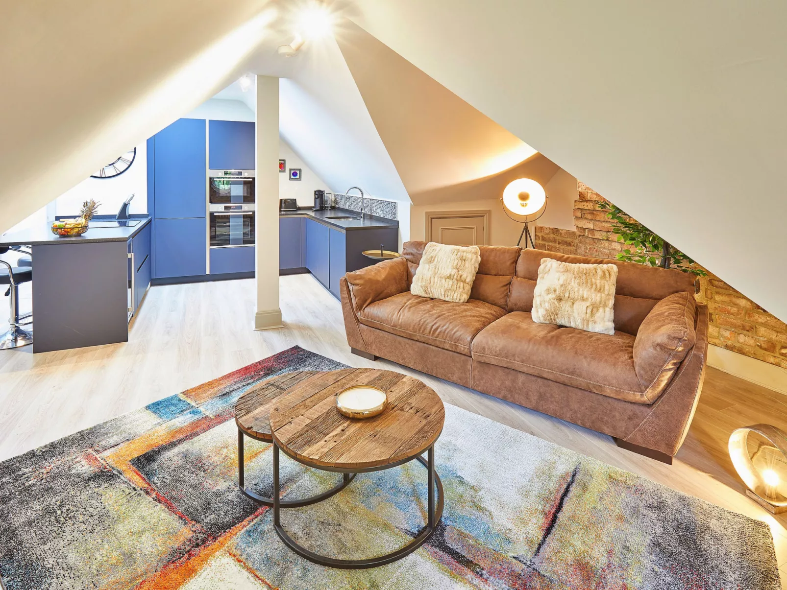 Highfield House-Binnen