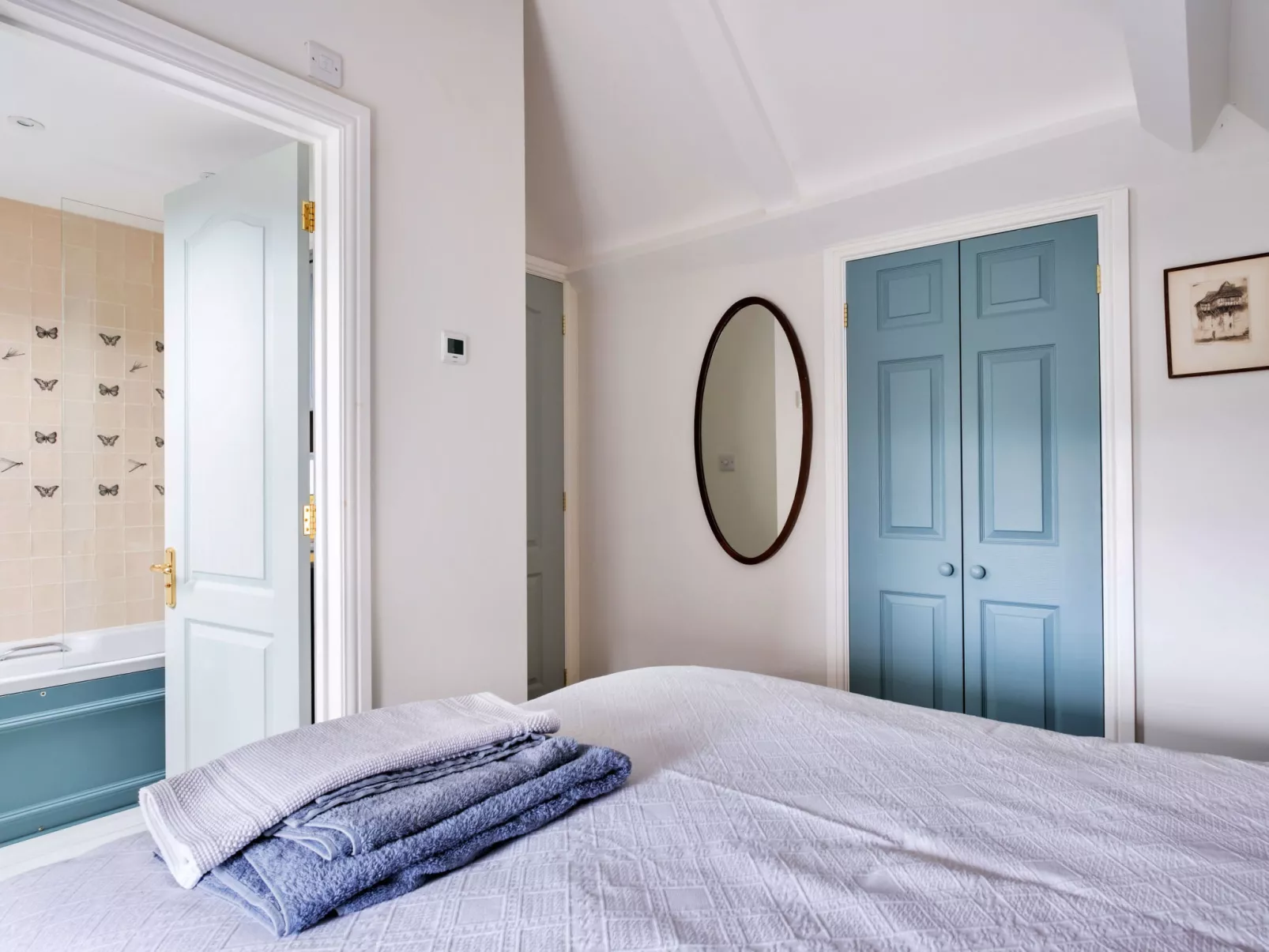 Coach House Wellbeing Retreat-Binnen