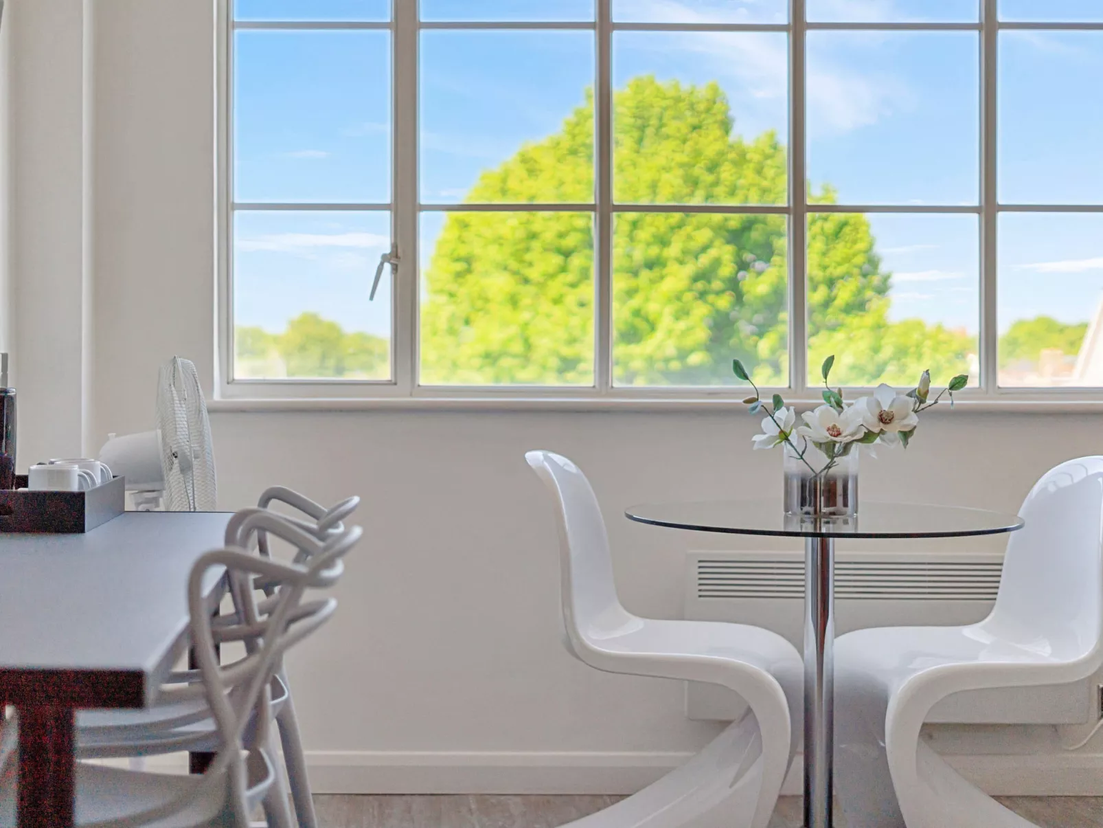 Roland House - Two Bedroom-Binnen