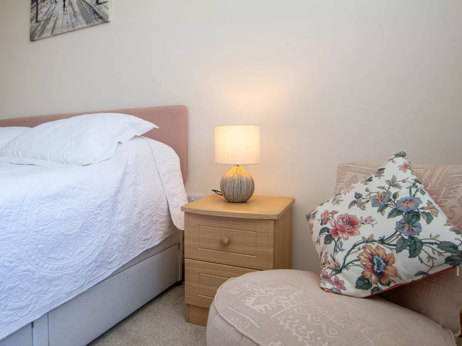 Picton Lodge - Sea Views-Binnen