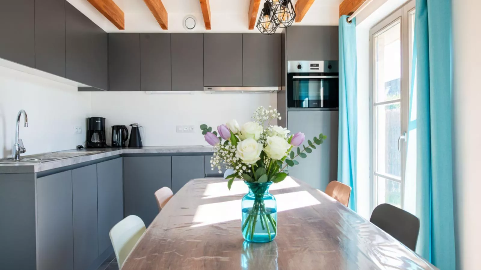 Westhinder I H12-Eetkamer