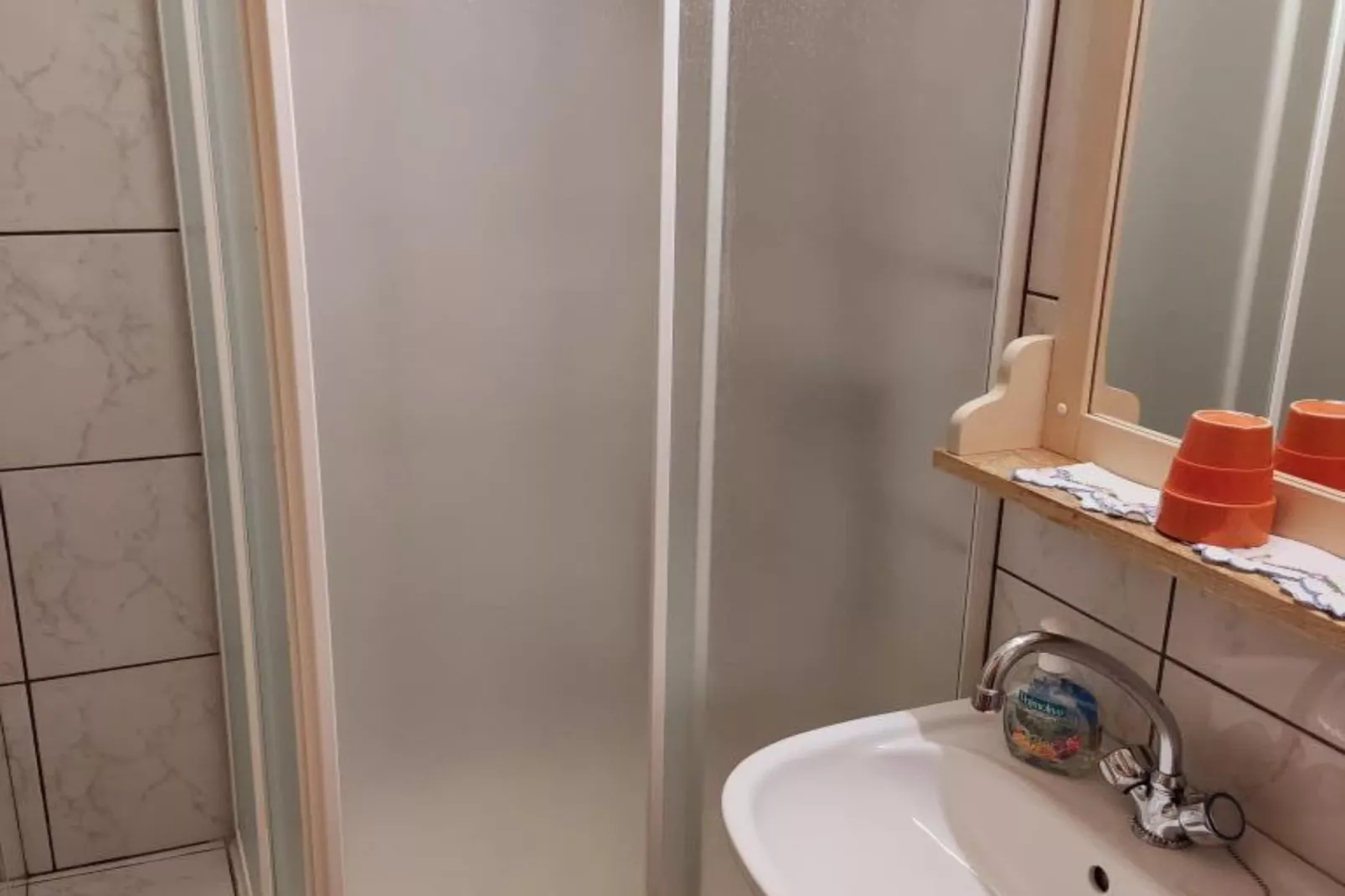 Apartment & Rooms Villa Oliva - Room 2-Badkamer