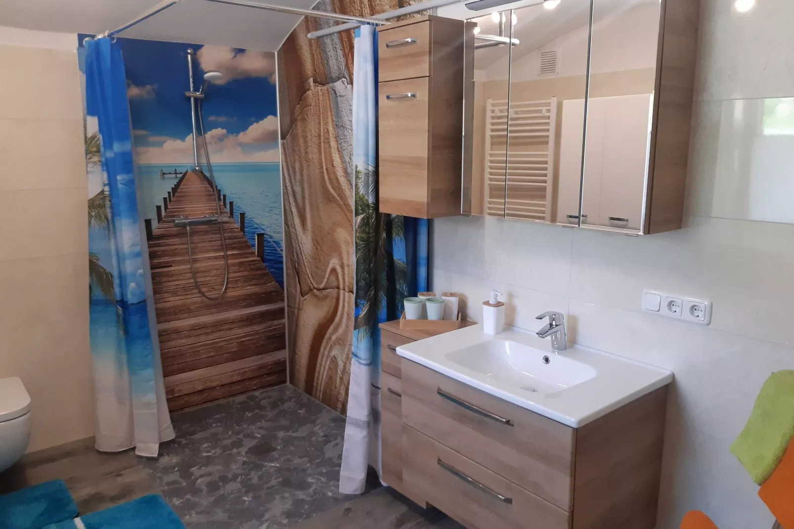 Bettinas Ferienwohnung OG-Badkamer