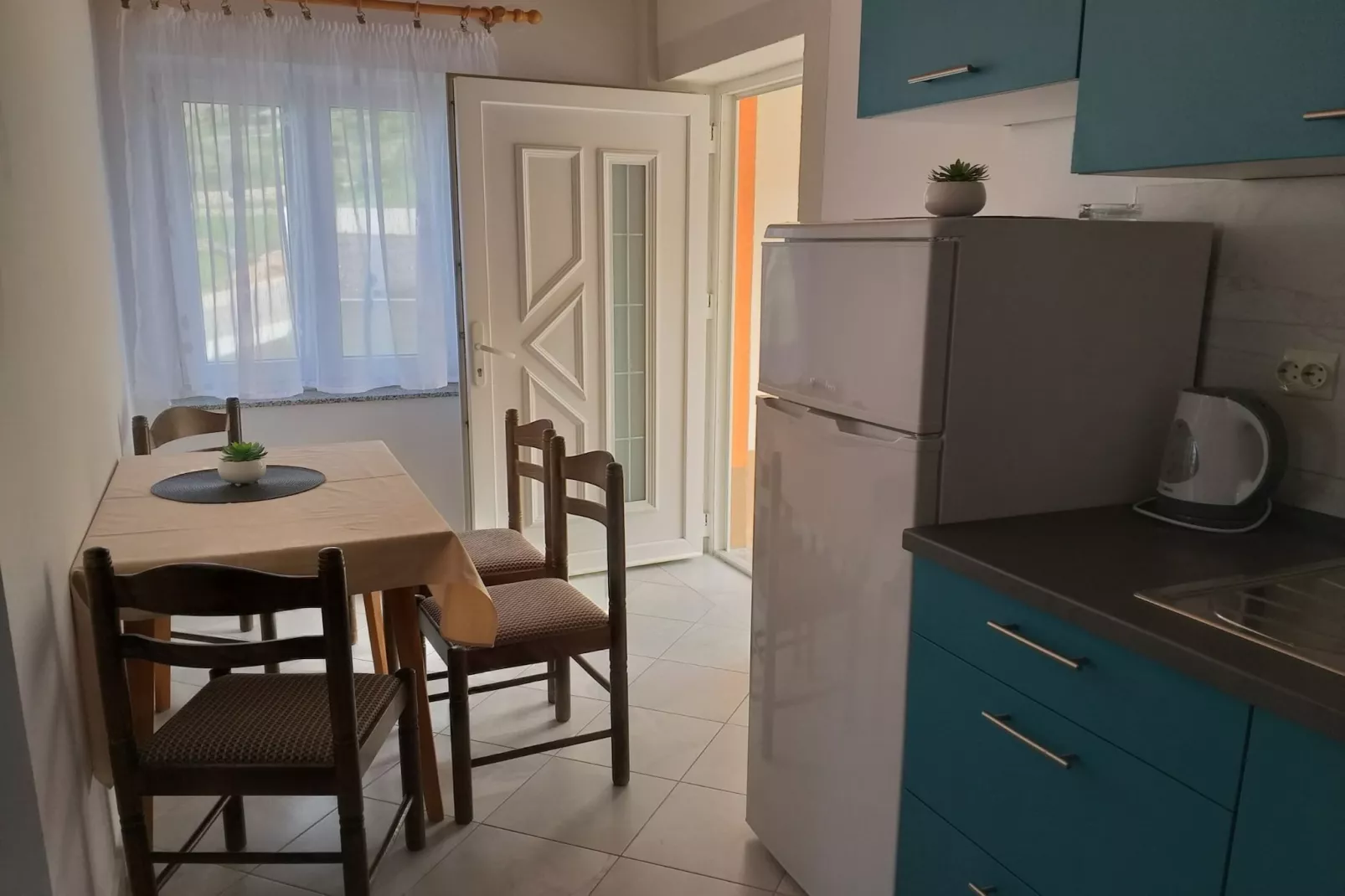 Two-Bedroom Apartment (A2)-Buitenlucht